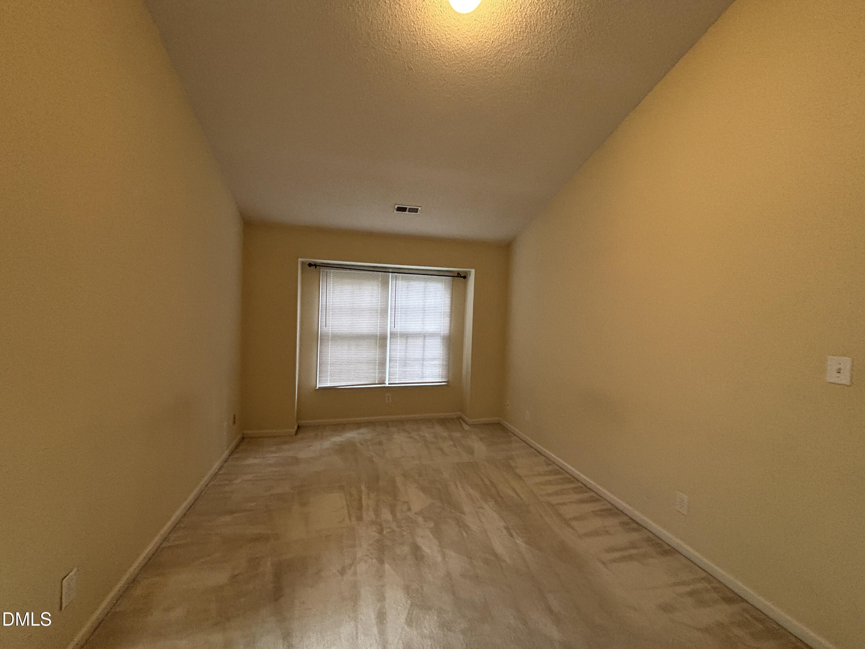 12 Bridgeport Drive Property Photo 28