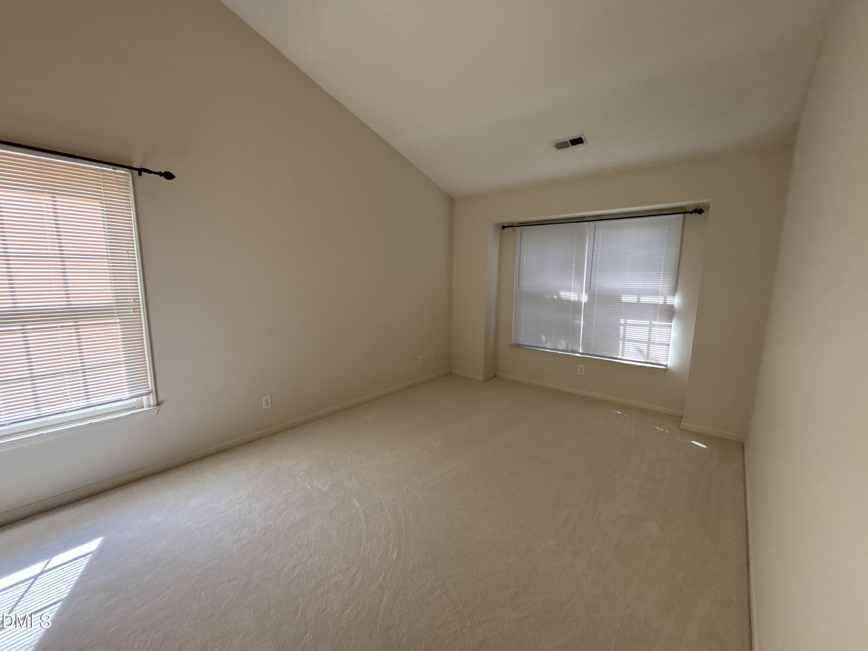 12 Bridgeport Drive Property Photo 29