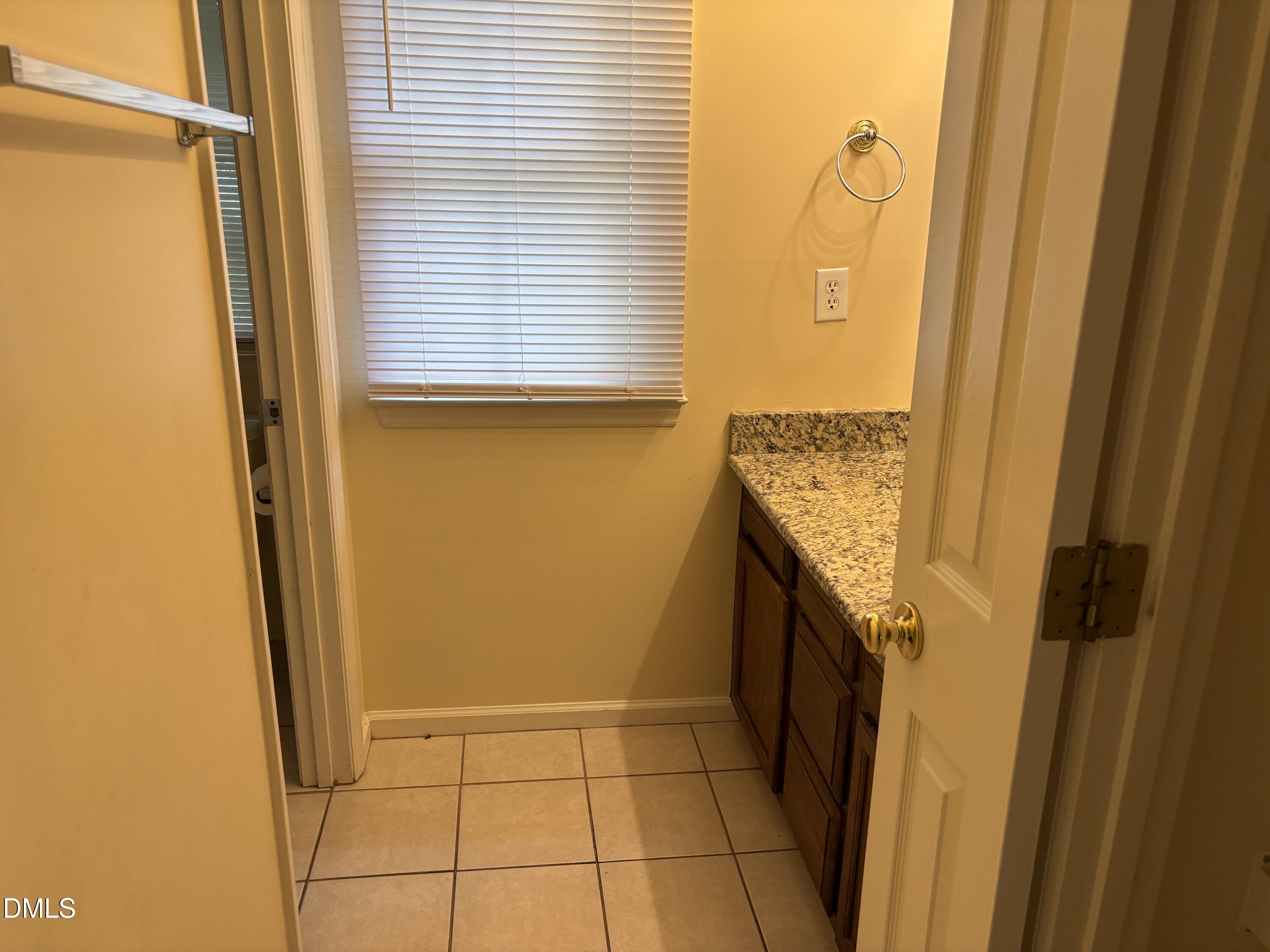12 Bridgeport Drive Property Photo 31