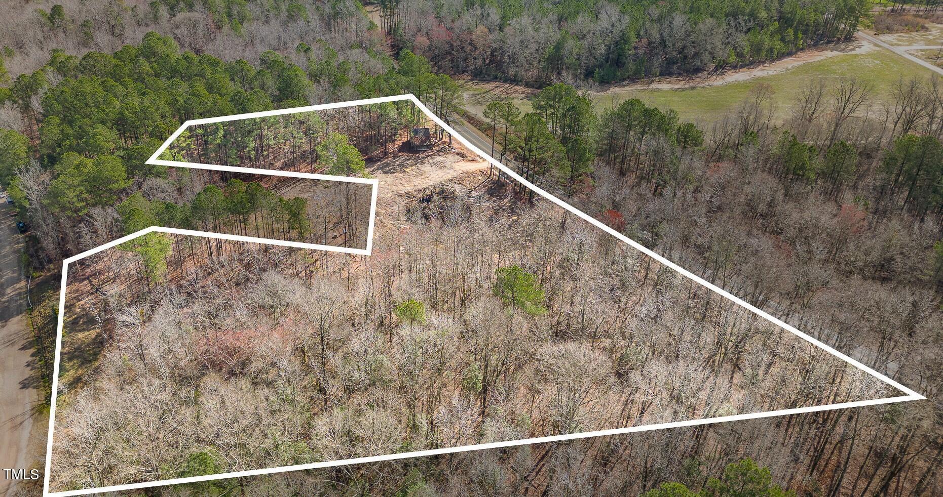 6905 Buck Road Property Photo 6