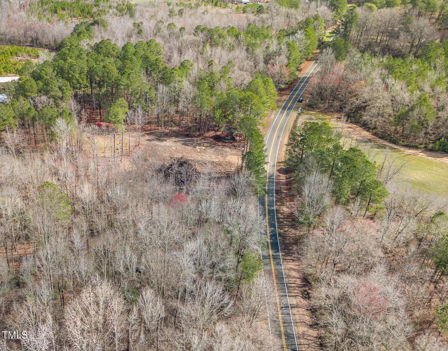 6905 Buck Road Property Photo 9