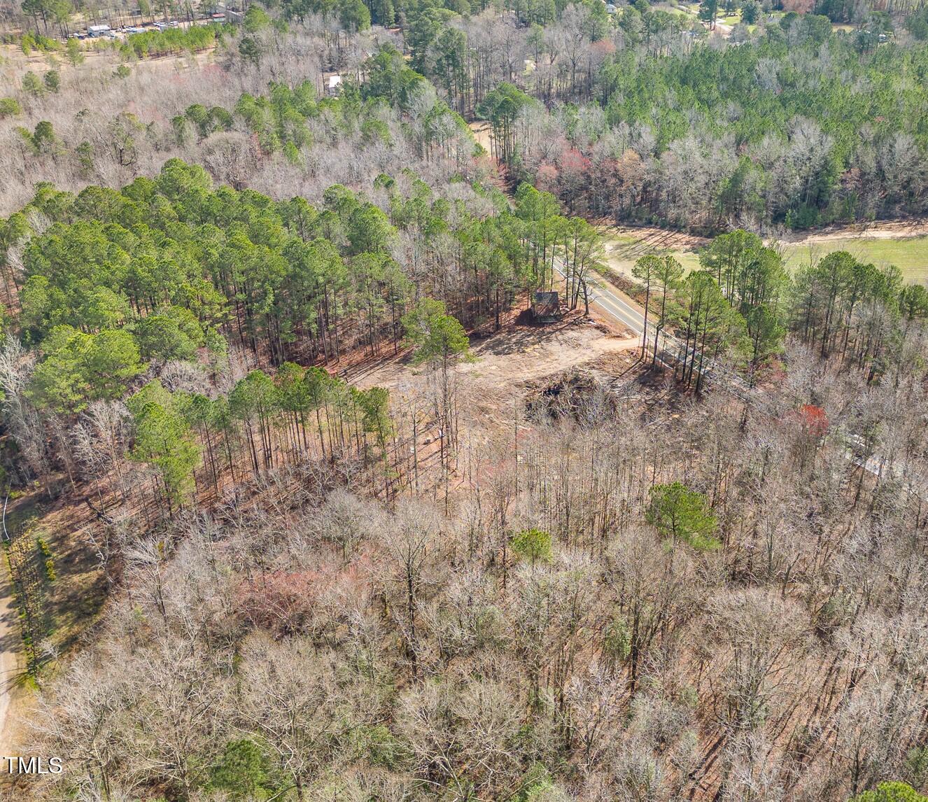 6905 Buck Road Property Photo 10