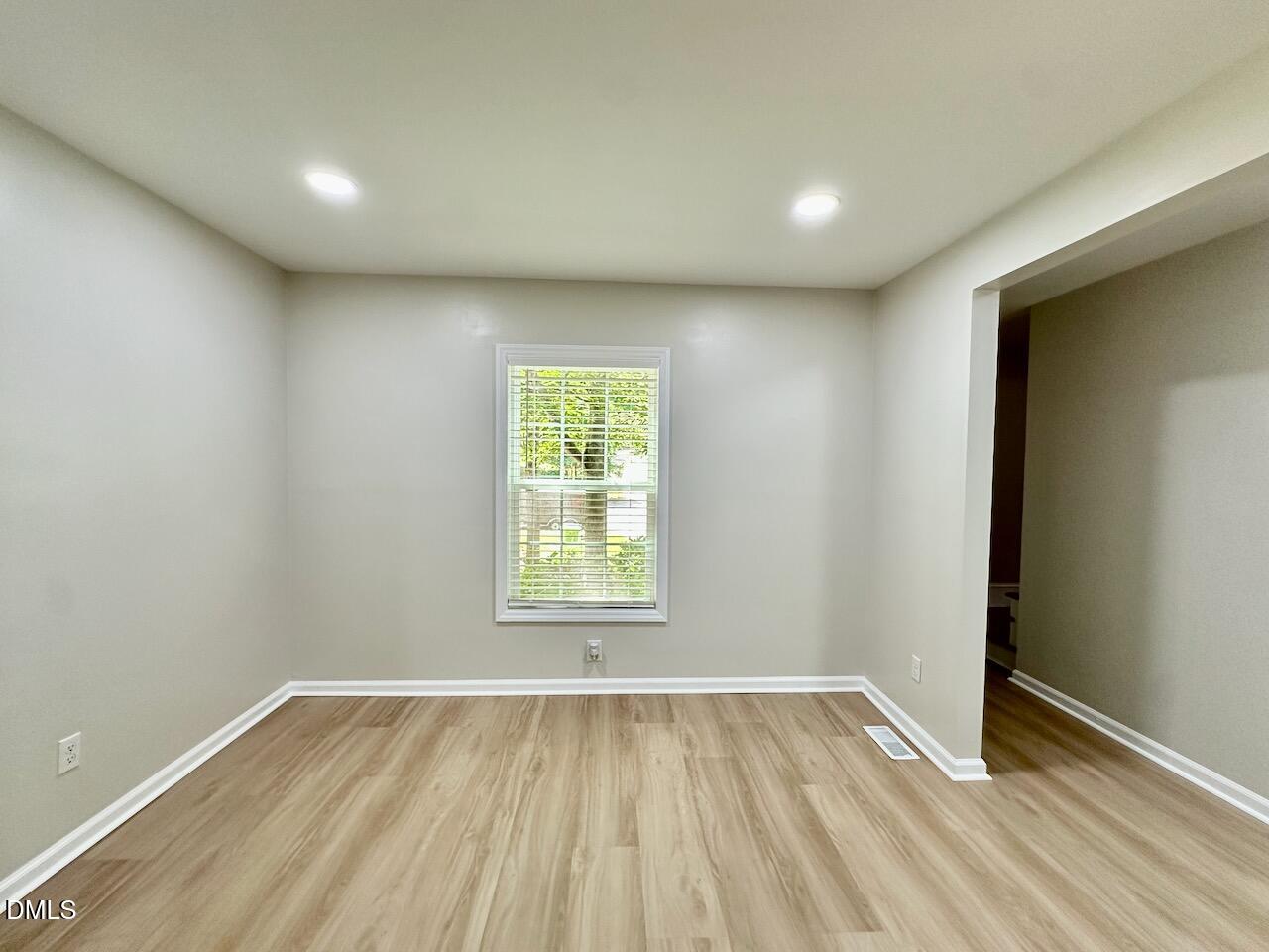 4050 Arckelton Drive Property Photo 3