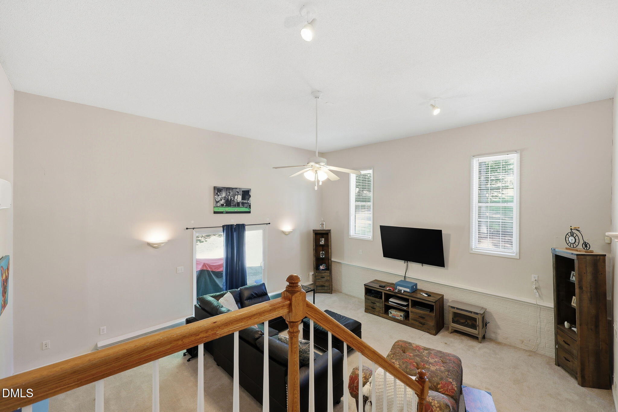 140 Gasper Court Property Photo 7