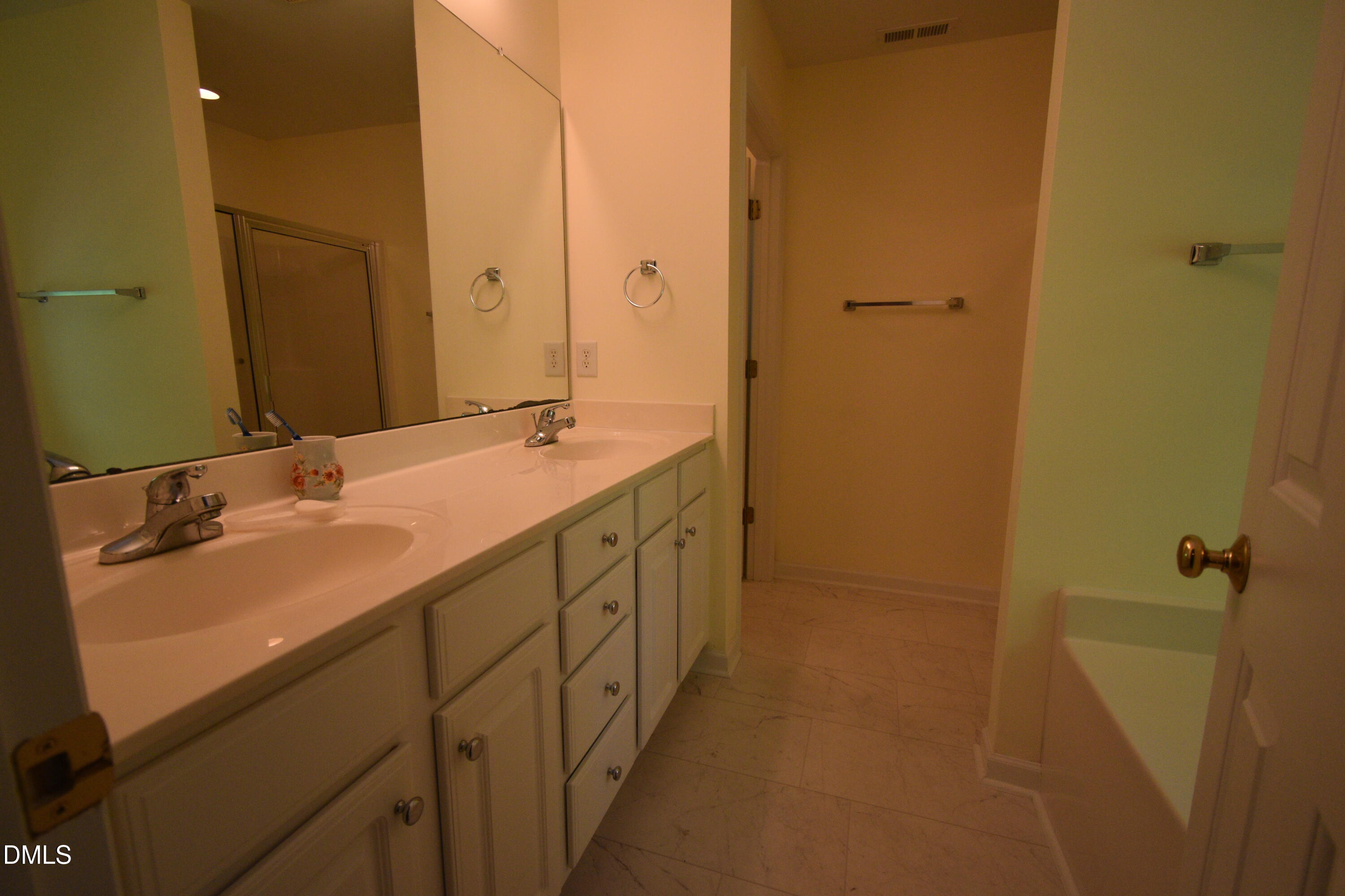 9 Clover Hill Place Property Photo 23