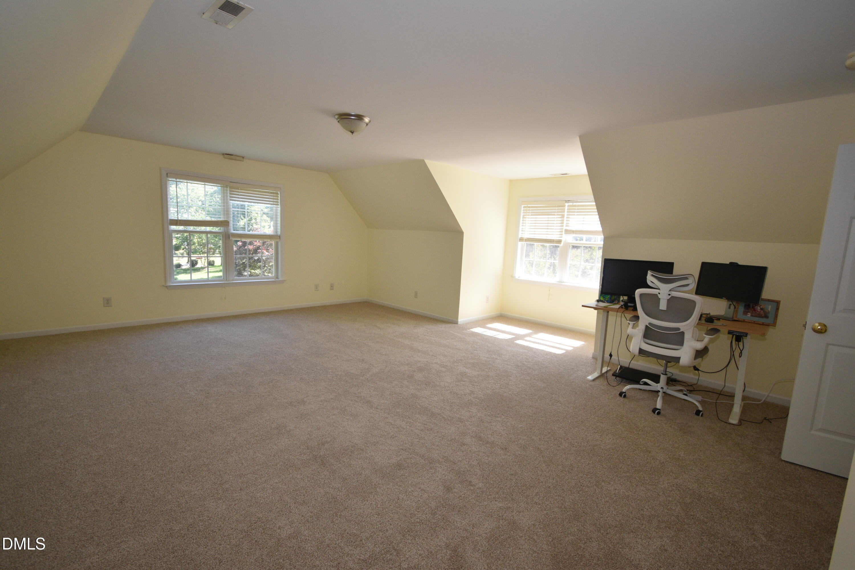 9 Clover Hill Place Property Photo 32