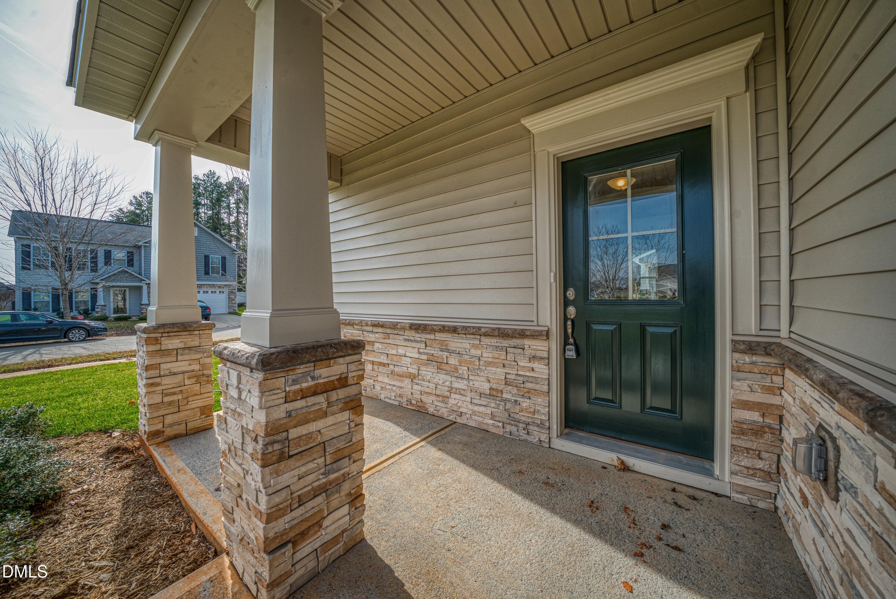 923 Rock Pillar Road Property Photo 1