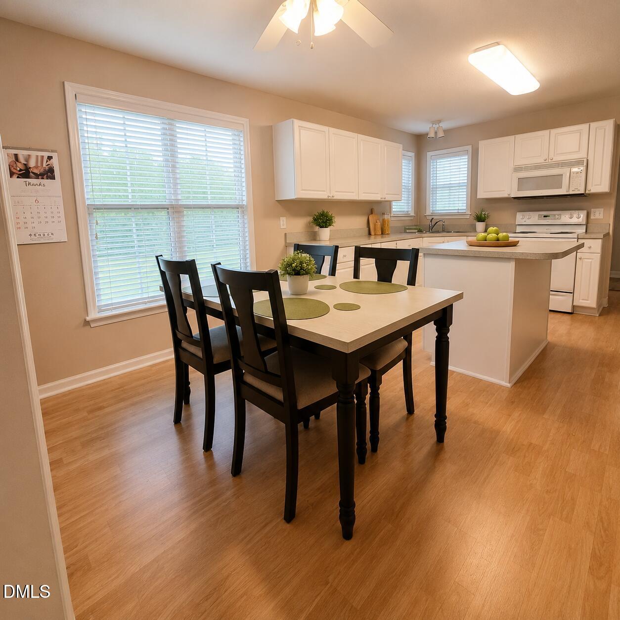 4320 Grassy Field Drive Property Photo 9