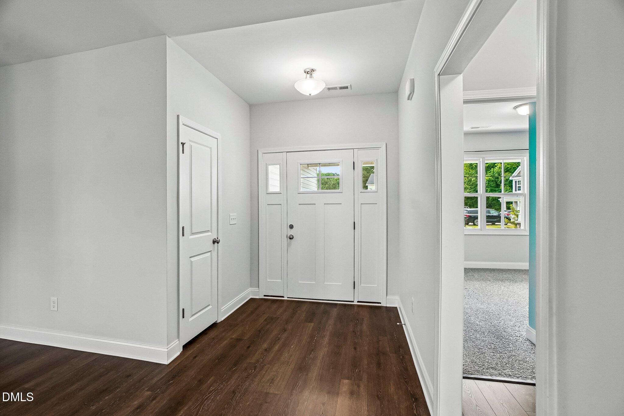 96 Arapahoe Drive Property Photo 3