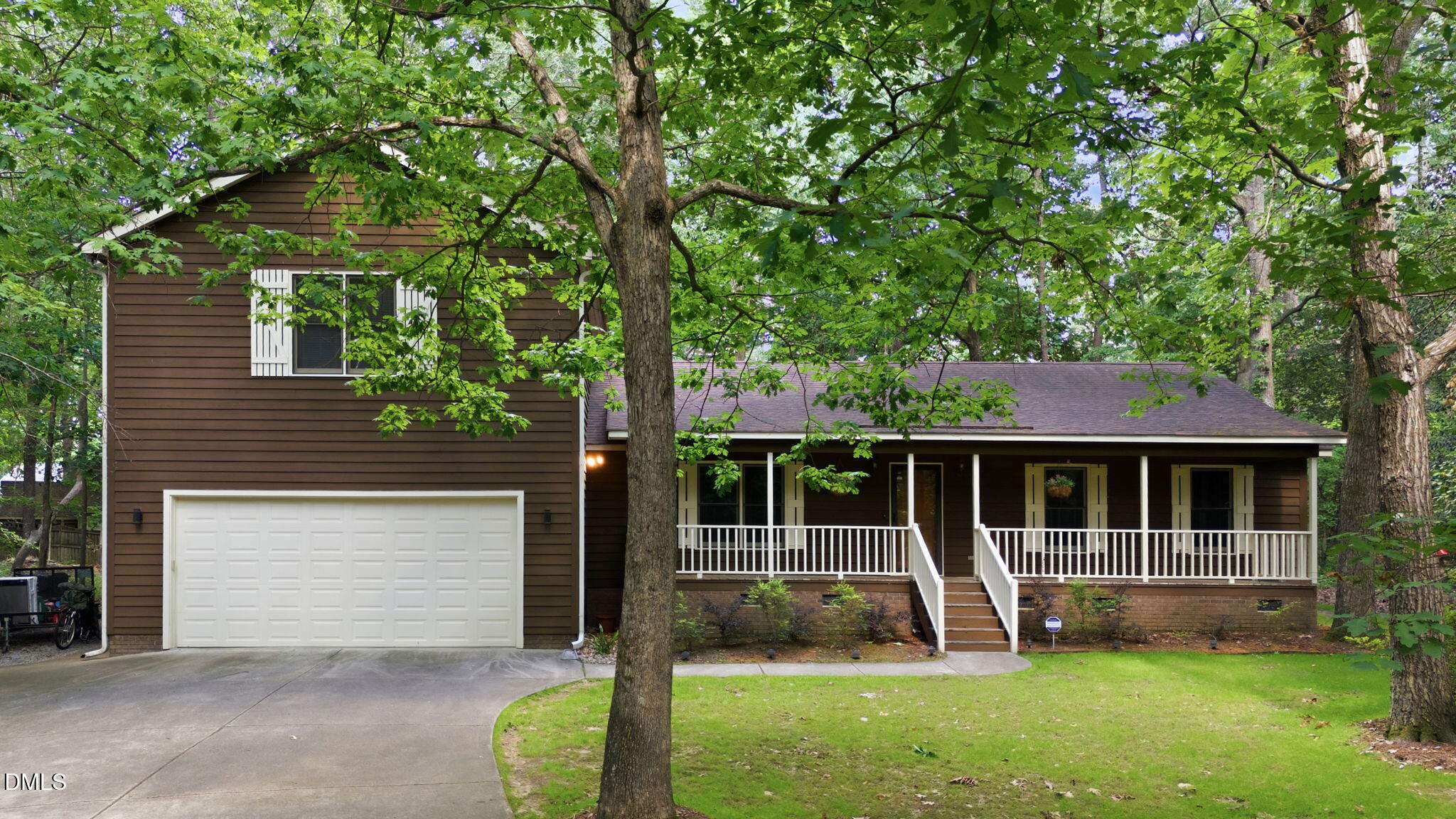 6605 Willow Chase Drive Property Photo 1