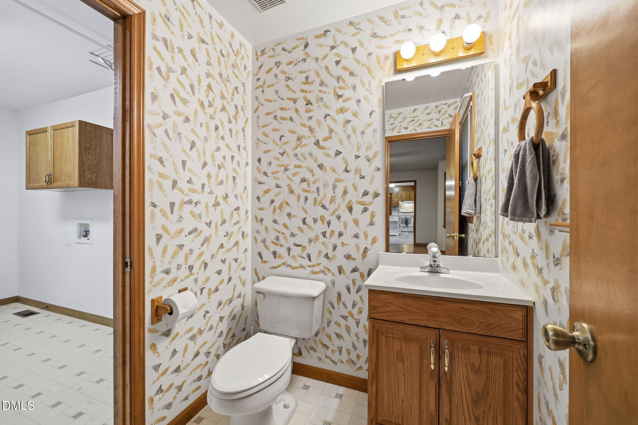 6605 Willow Chase Drive Property Photo 32