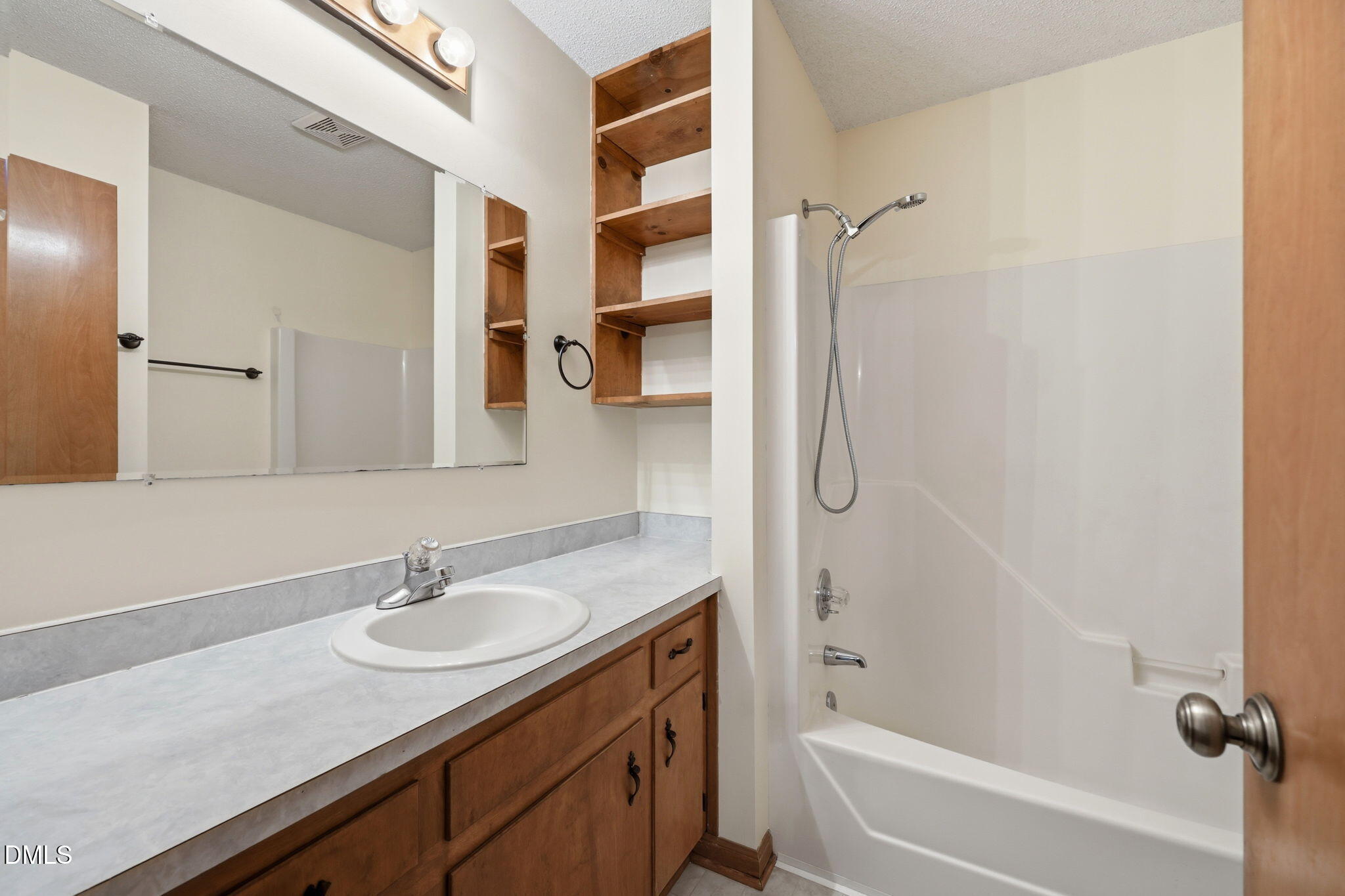 6605 Willow Chase Drive Property Photo 38