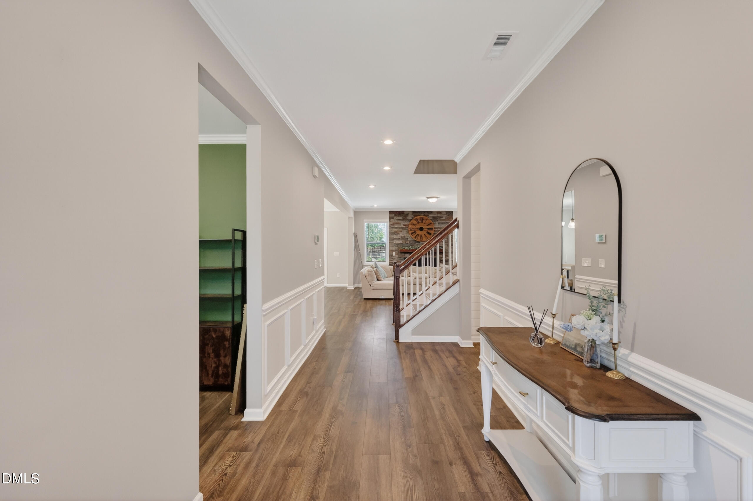 8909 Hardie Farm Circle Property Photo 8