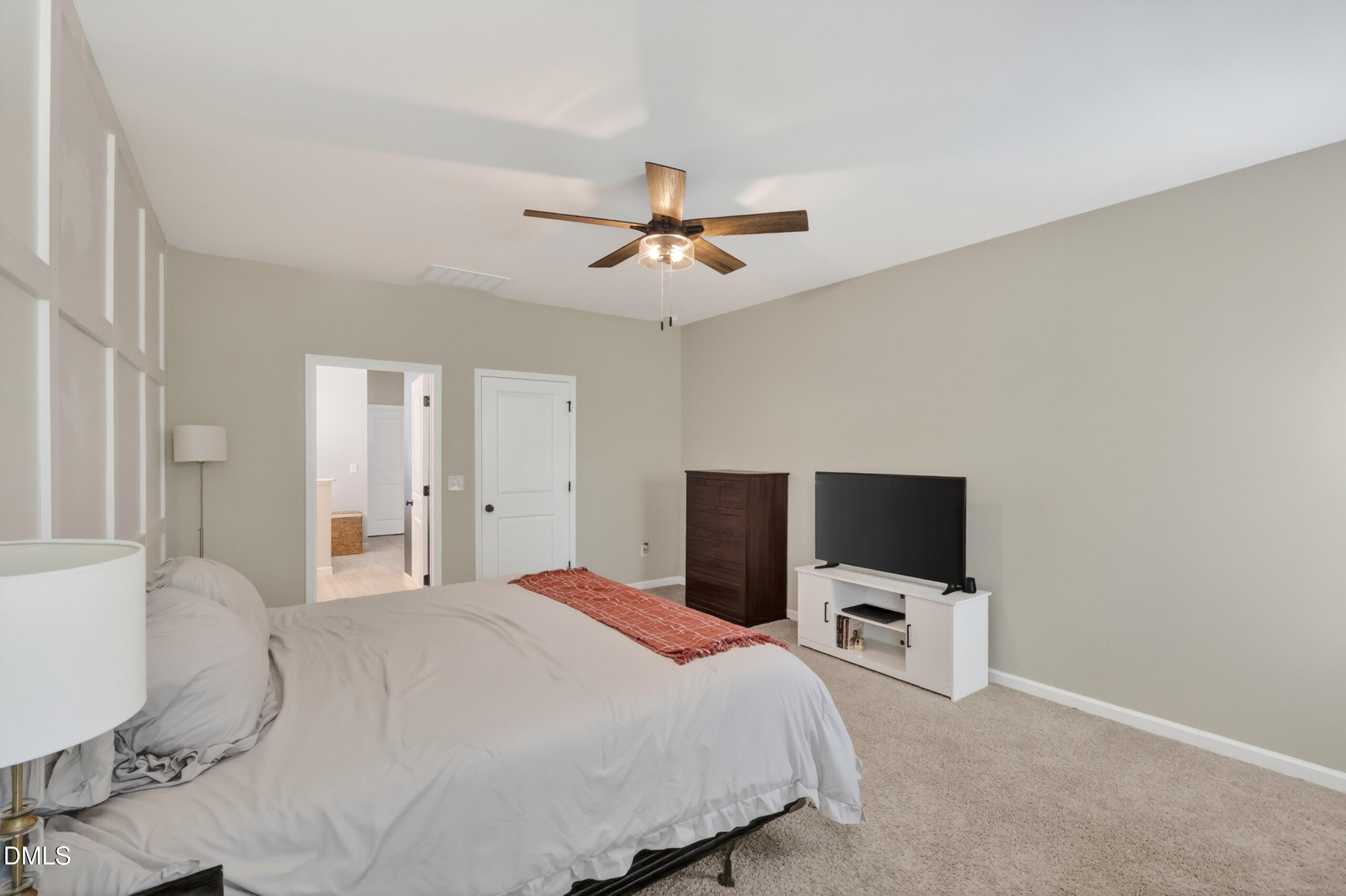 8909 Hardie Farm Circle Property Photo 32