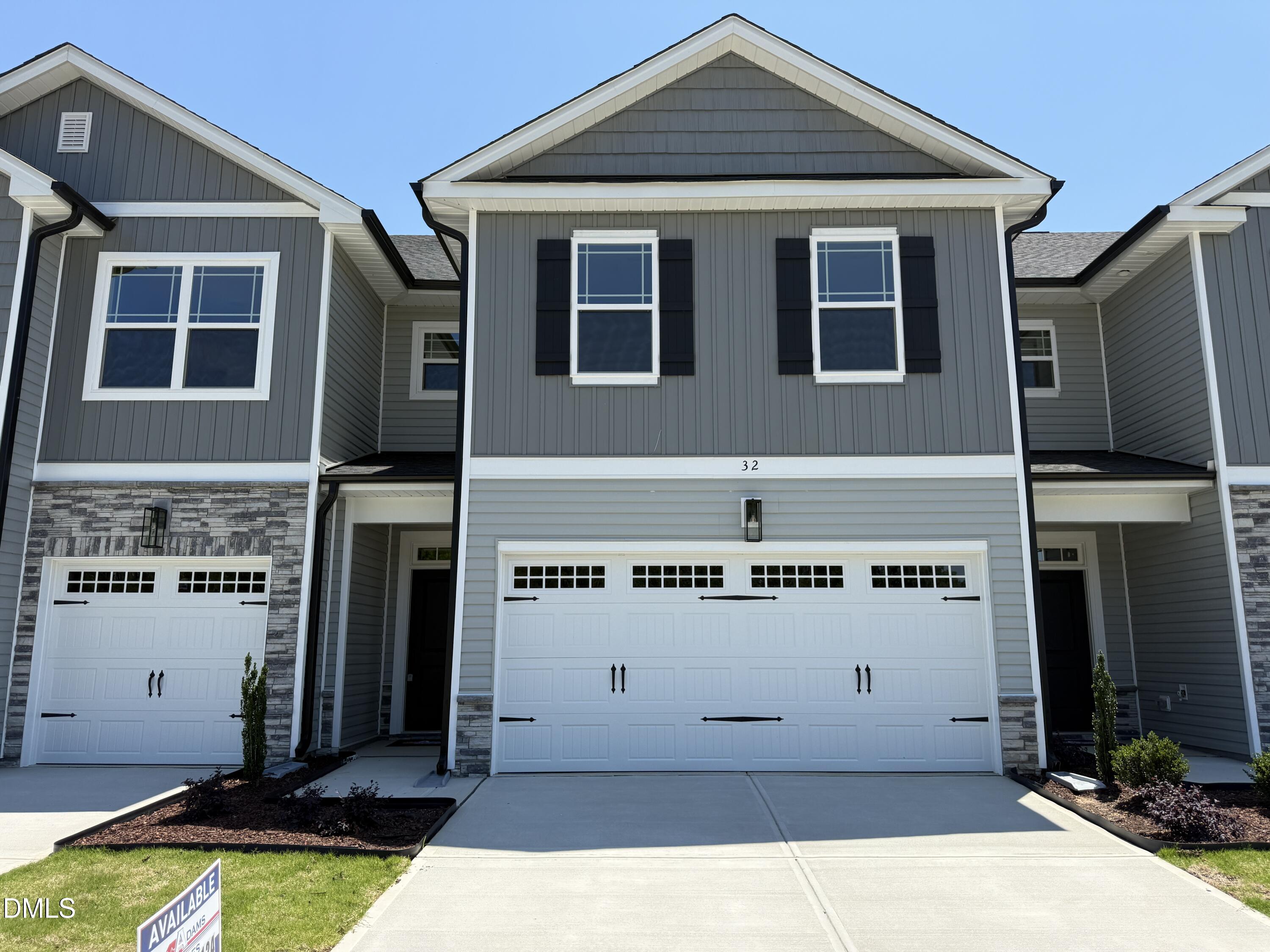 32 Joyner Park Drive Property Photo 1