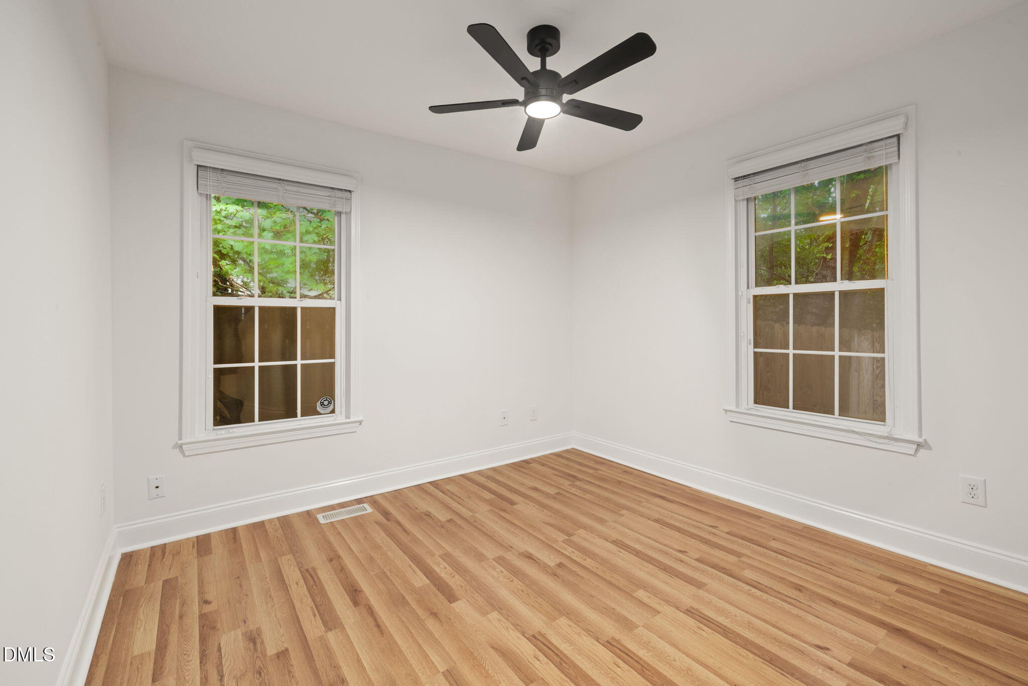 305 Freeman Street Property Photo 20