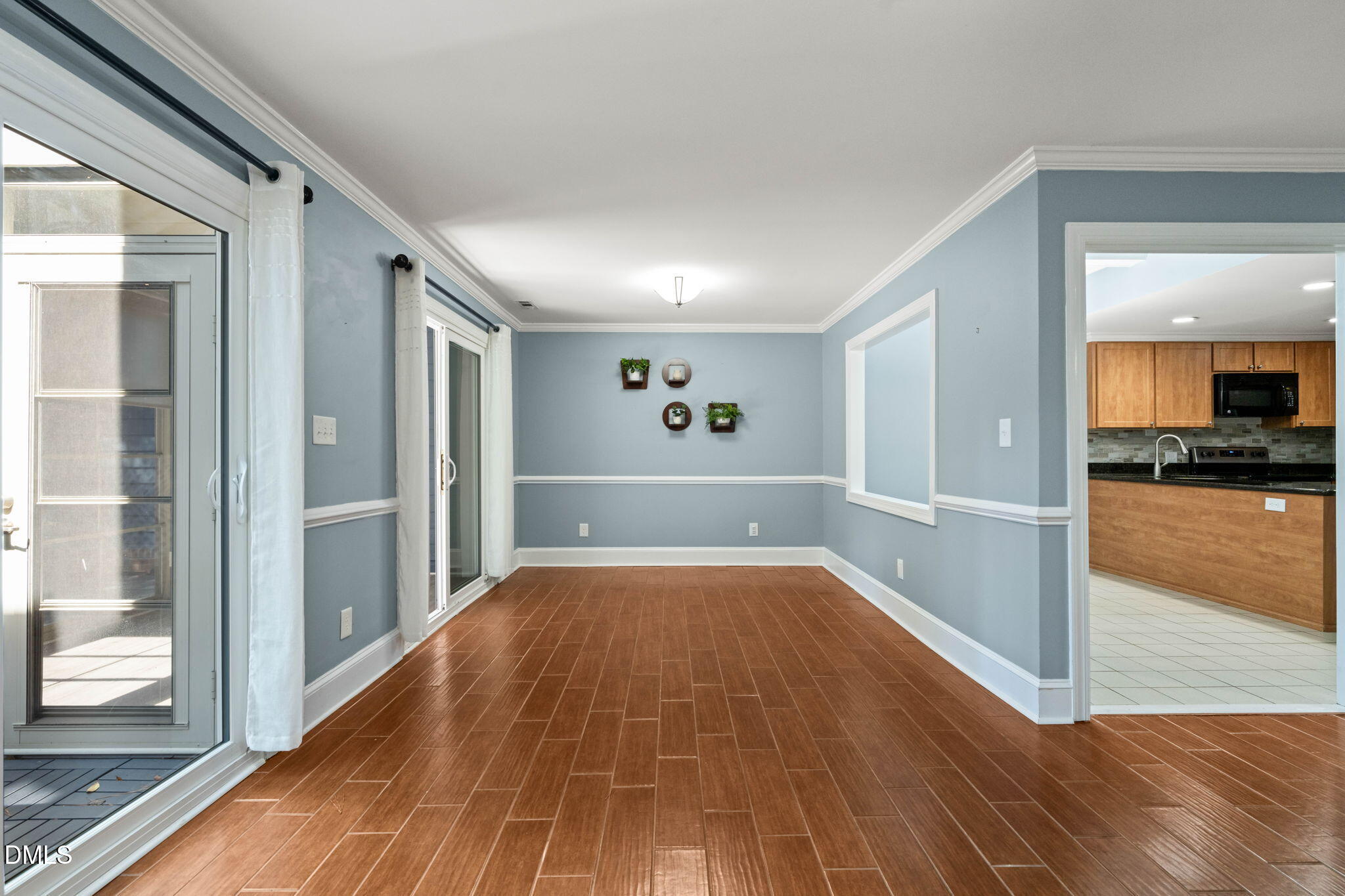 7605 Wellesley Park N Property Photo 17