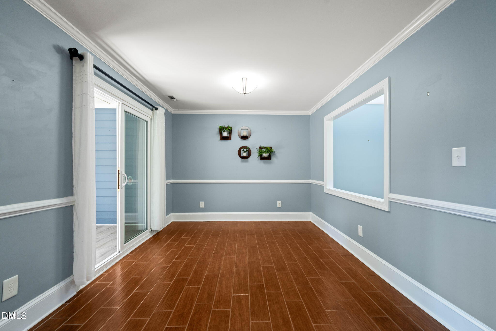 7605 Wellesley Park N Property Photo 18