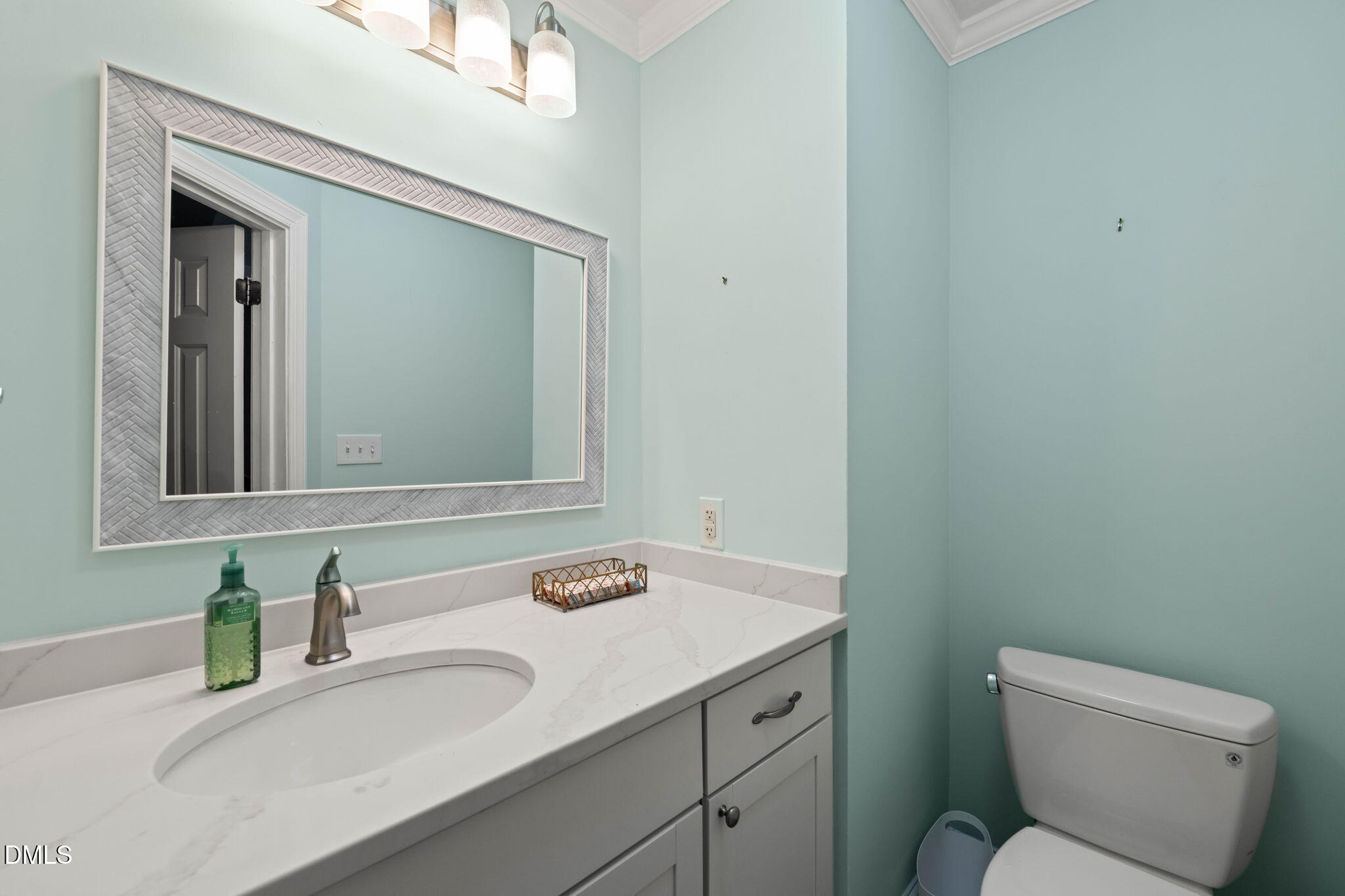 7605 Wellesley Park N Property Photo 27