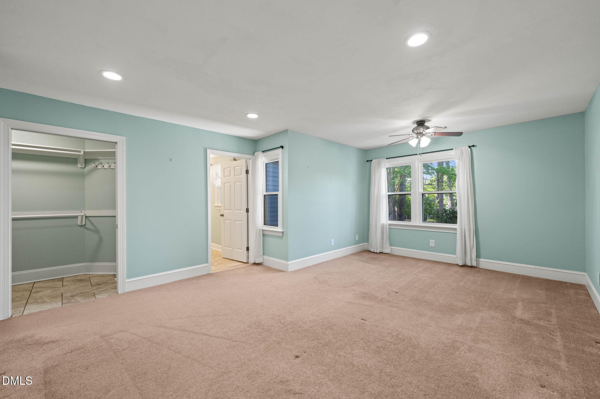 7605 Wellesley Park N Property Photo 28
