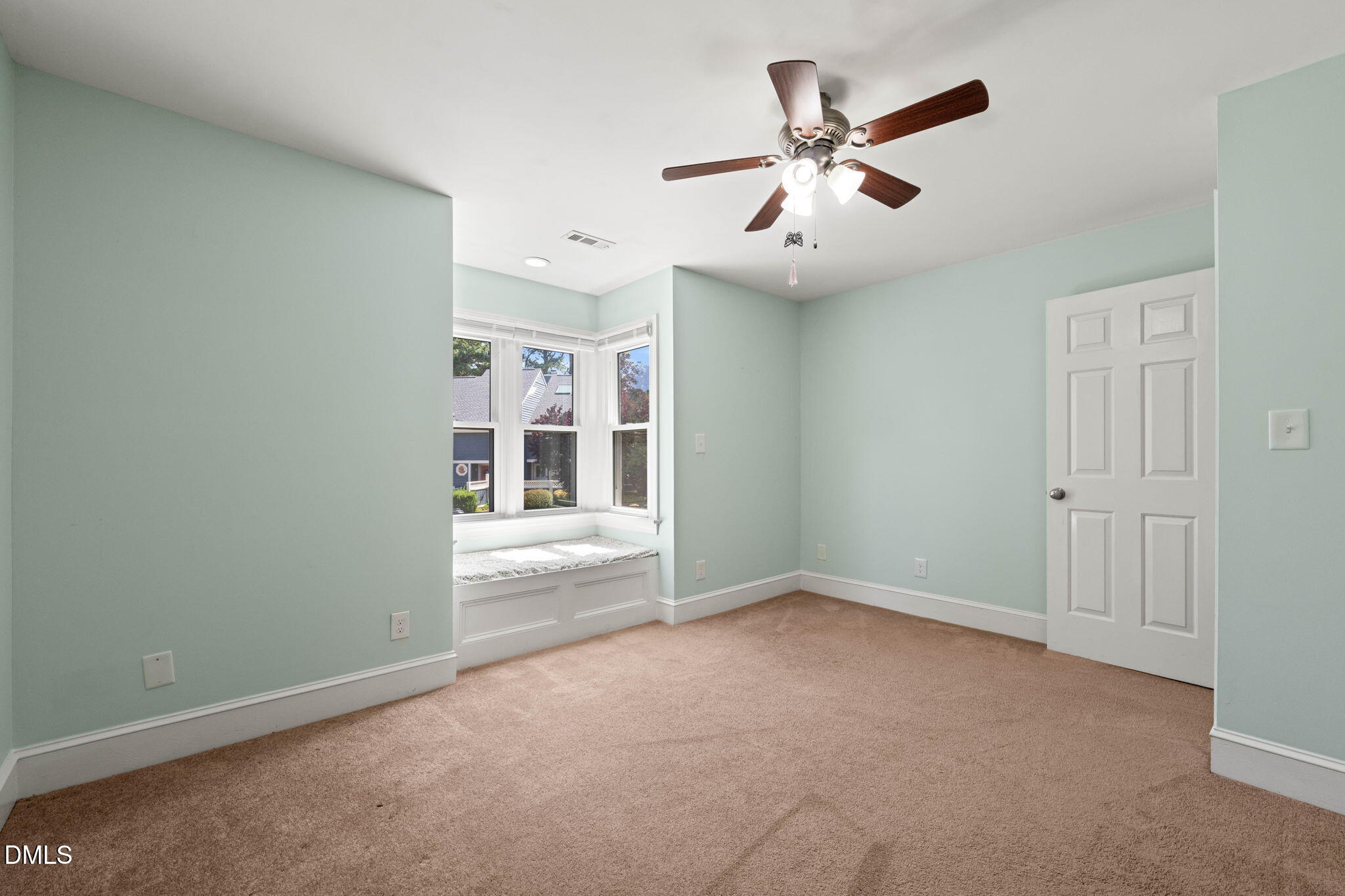 7605 Wellesley Park N Property Photo 37