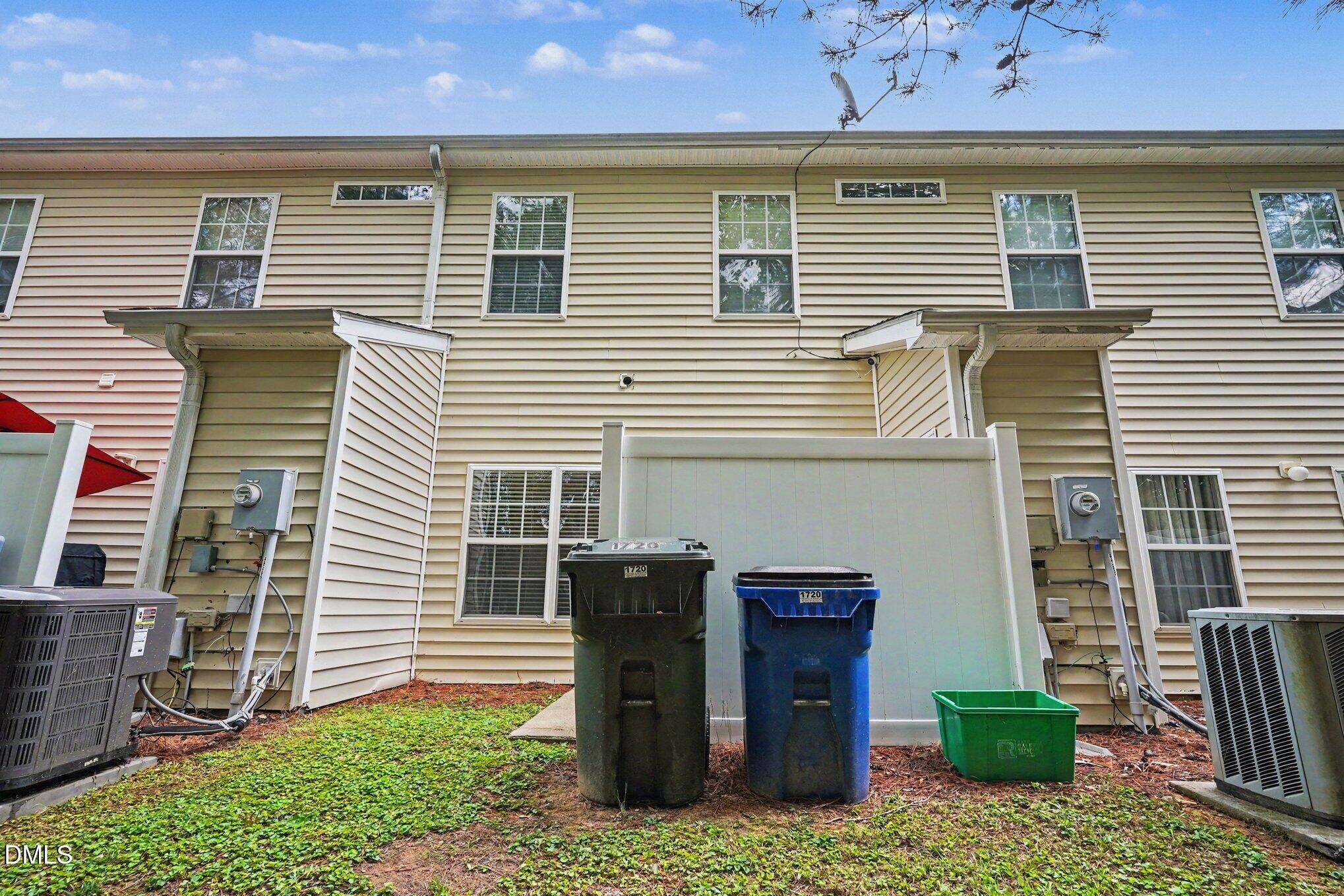 1720 Talon Ridge Way Property Photo 14