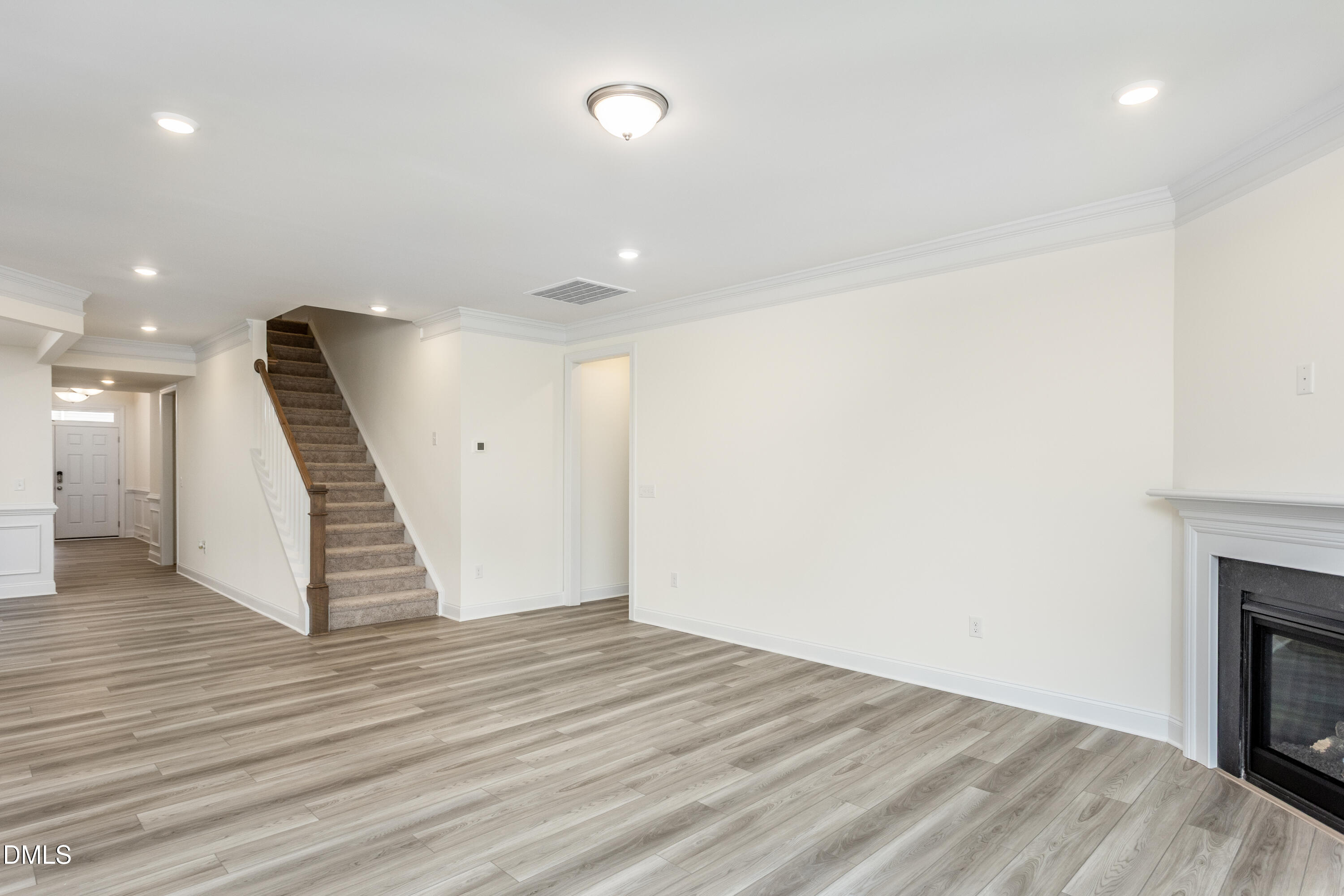 27 Steppe Way 59 Property Photo 13