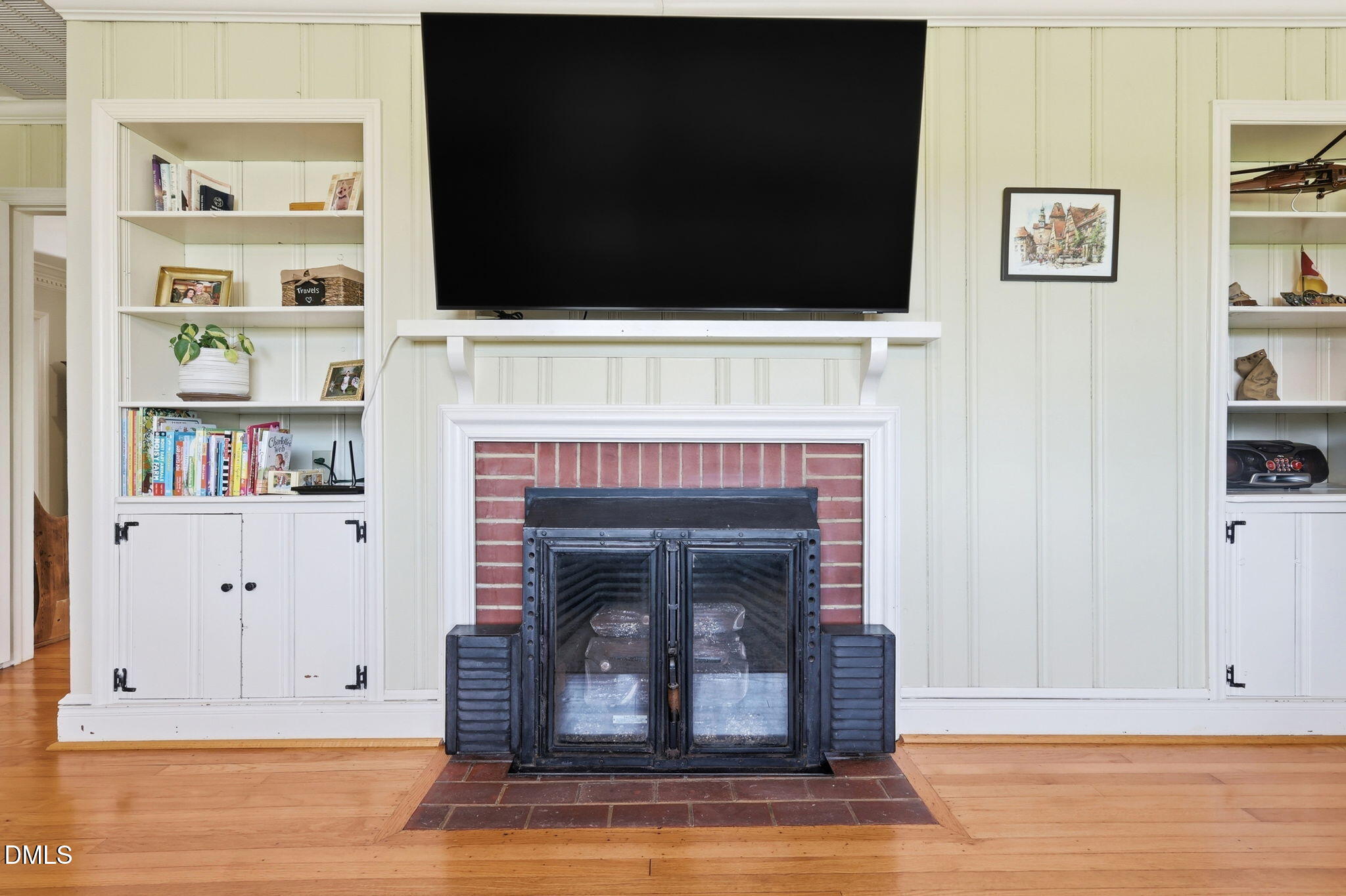 880 Wire Road Property Photo 11