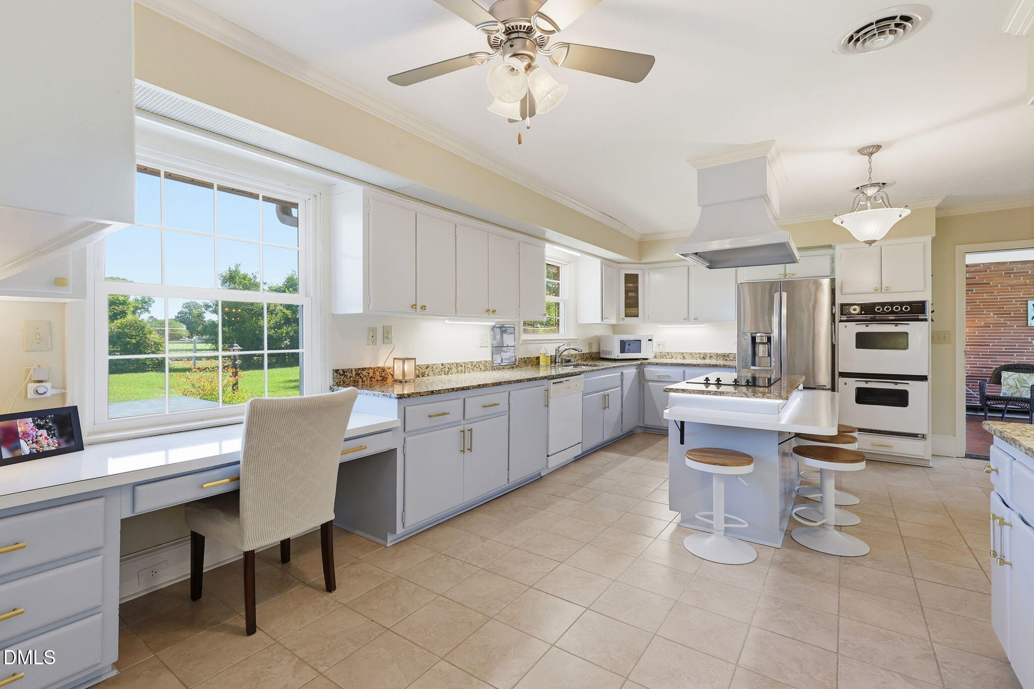 880 Wire Road Property Photo 20