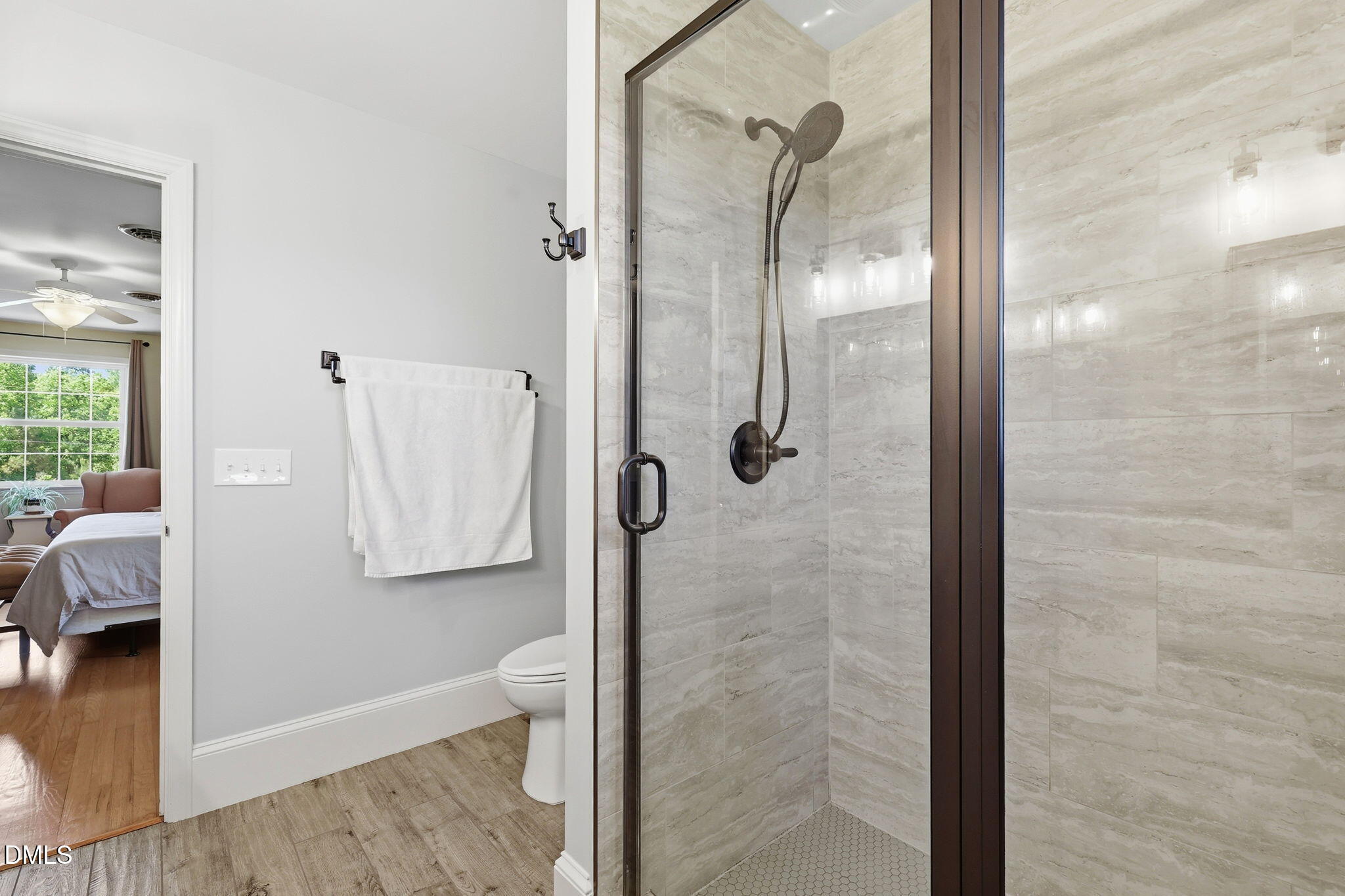 880 Wire Road Property Photo 33