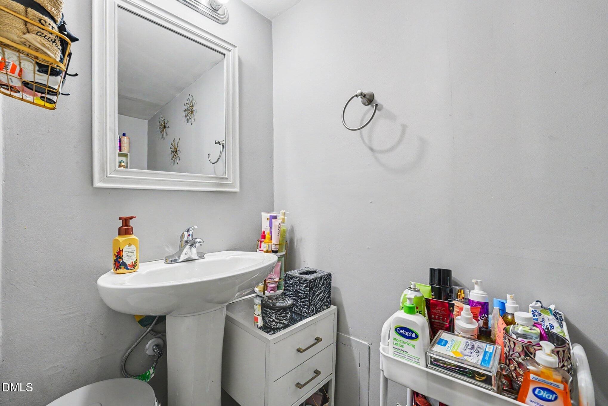 631 Pine Ridge Place Property Photo 16