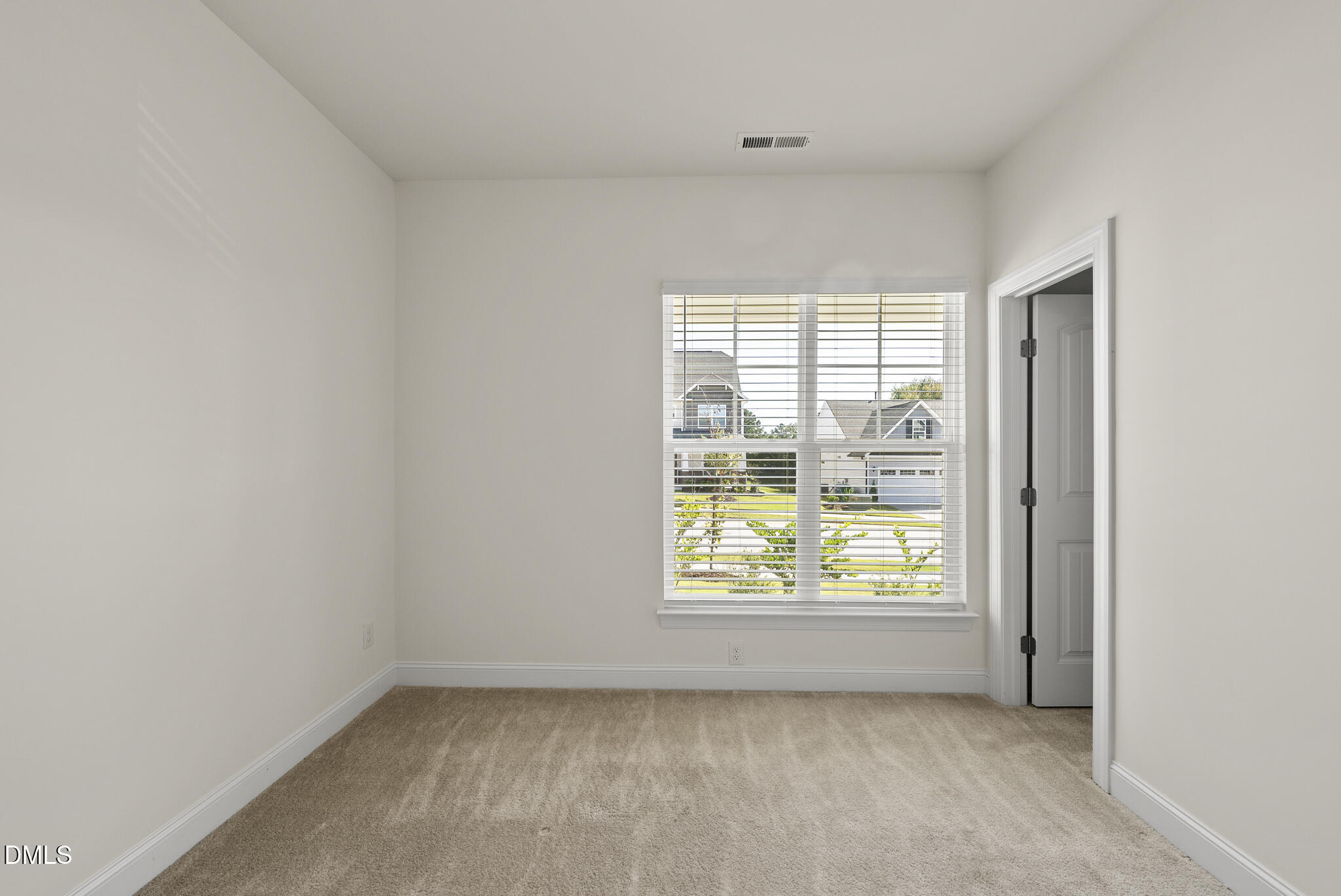545 Glenwyck Court Property Photo 13