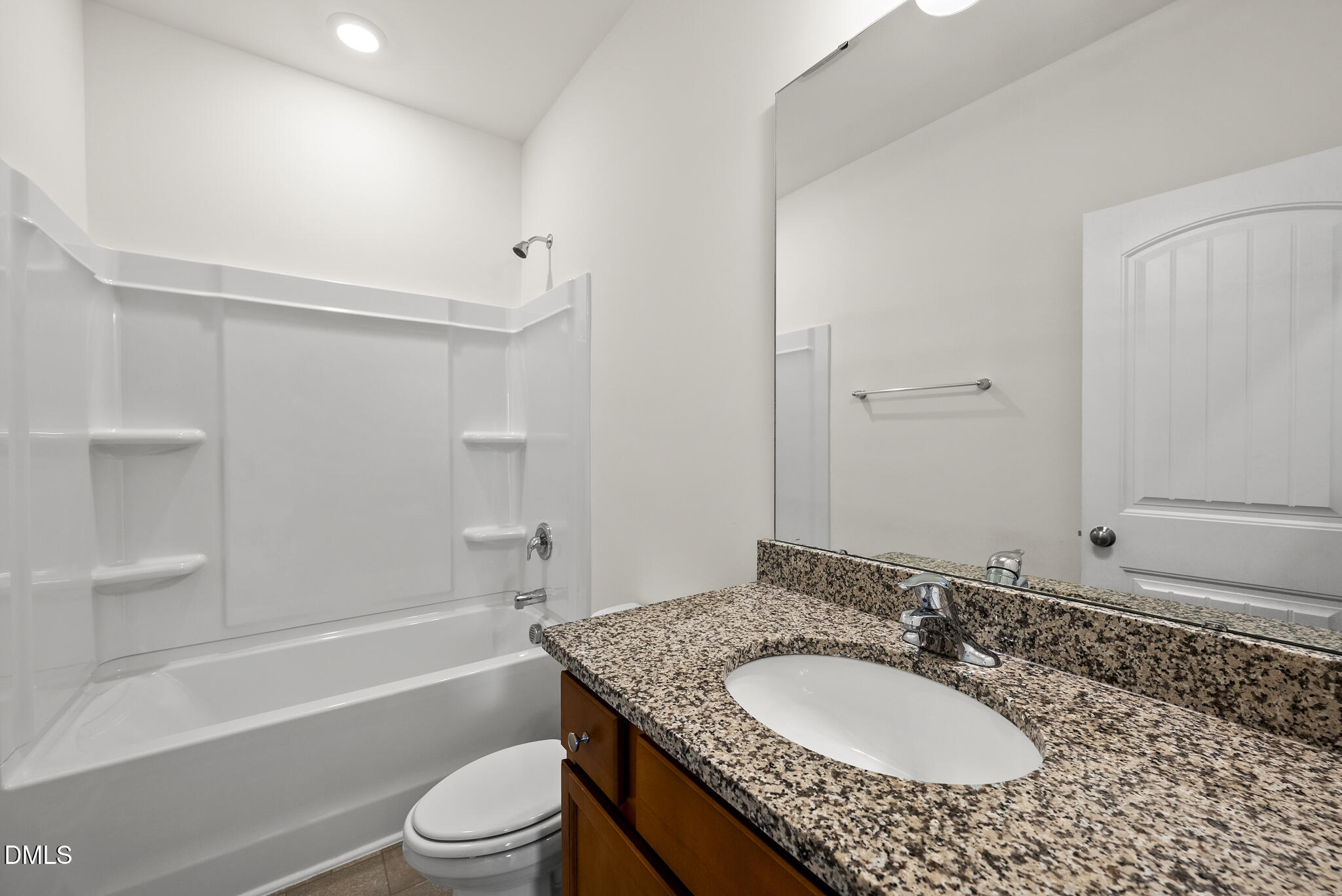 545 Glenwyck Court Property Photo 15
