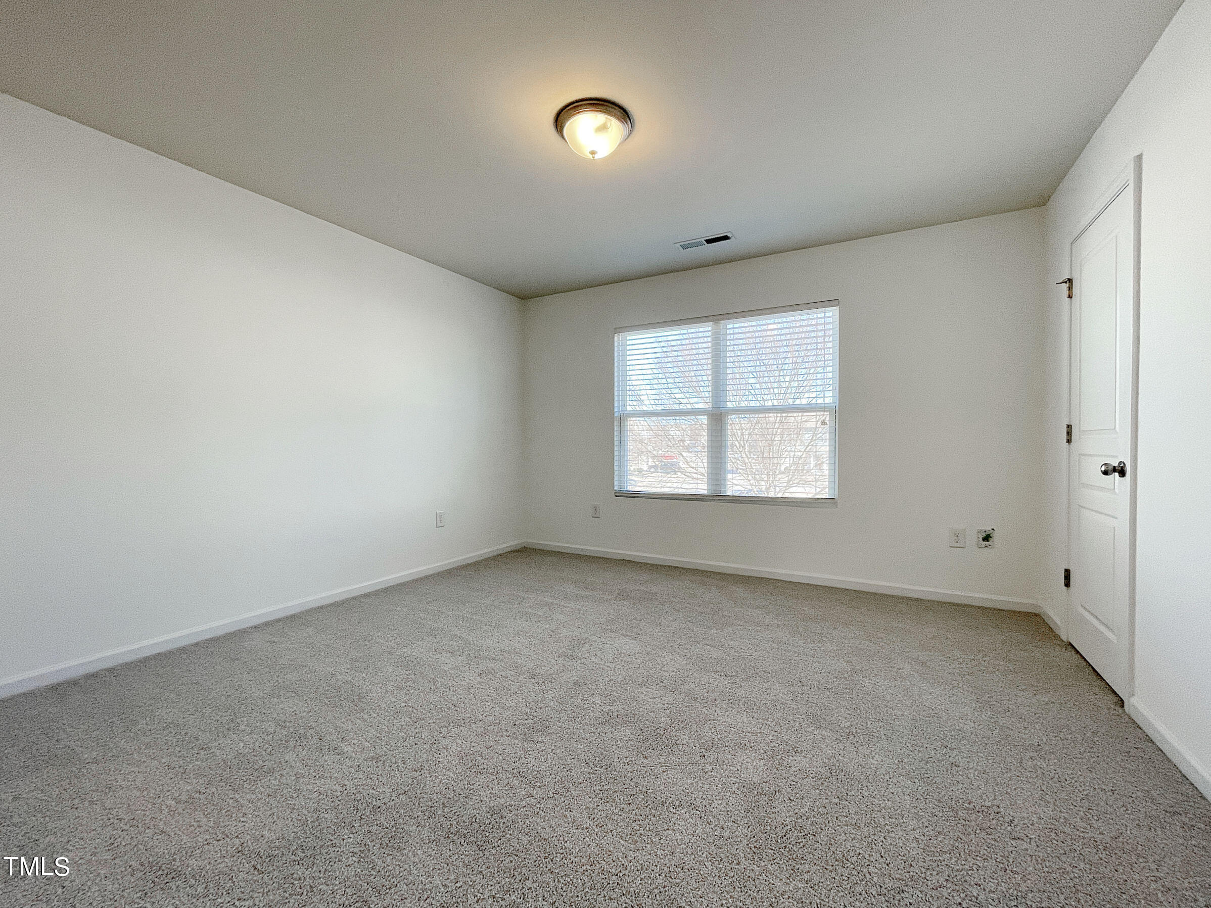 3903 Swinton Street Property Photo 15