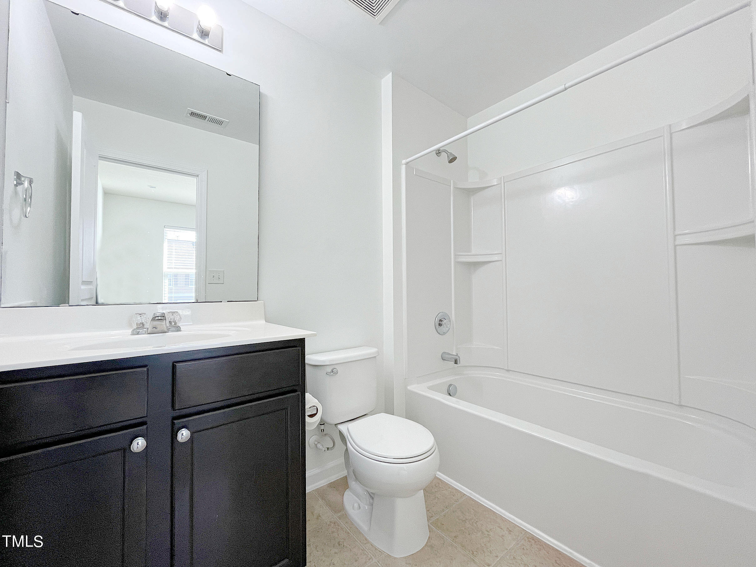 3903 Swinton Street Property Photo 20
