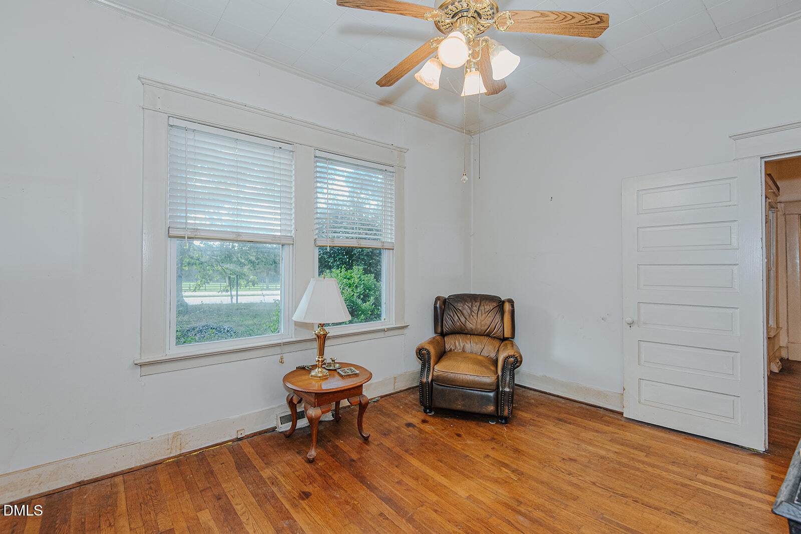 6119 N Roxboro Road Property Photo 12