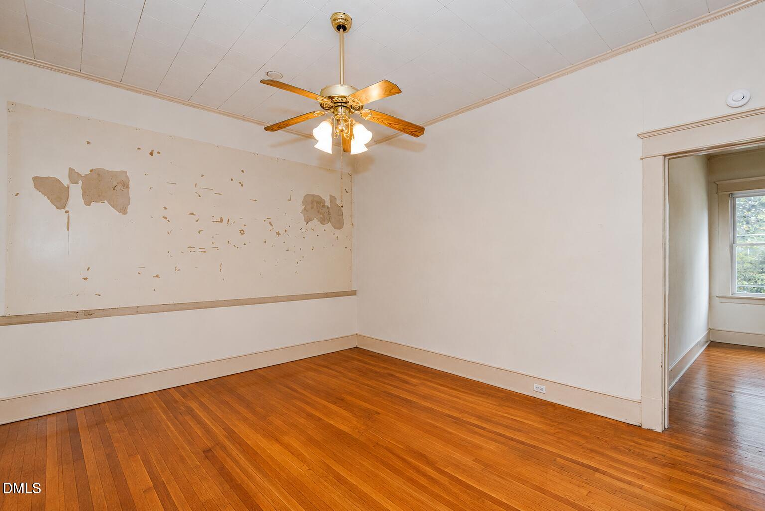 6119 N Roxboro Road Property Photo 14