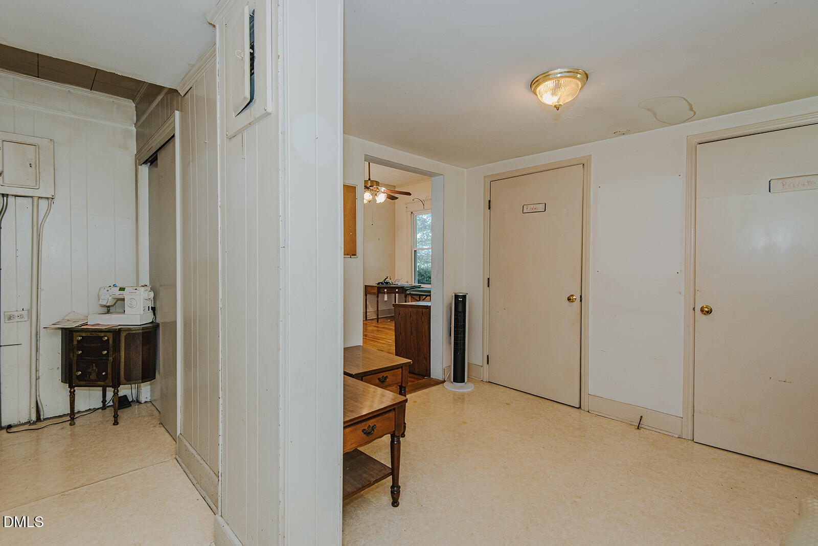 6119 N Roxboro Road Property Photo 27