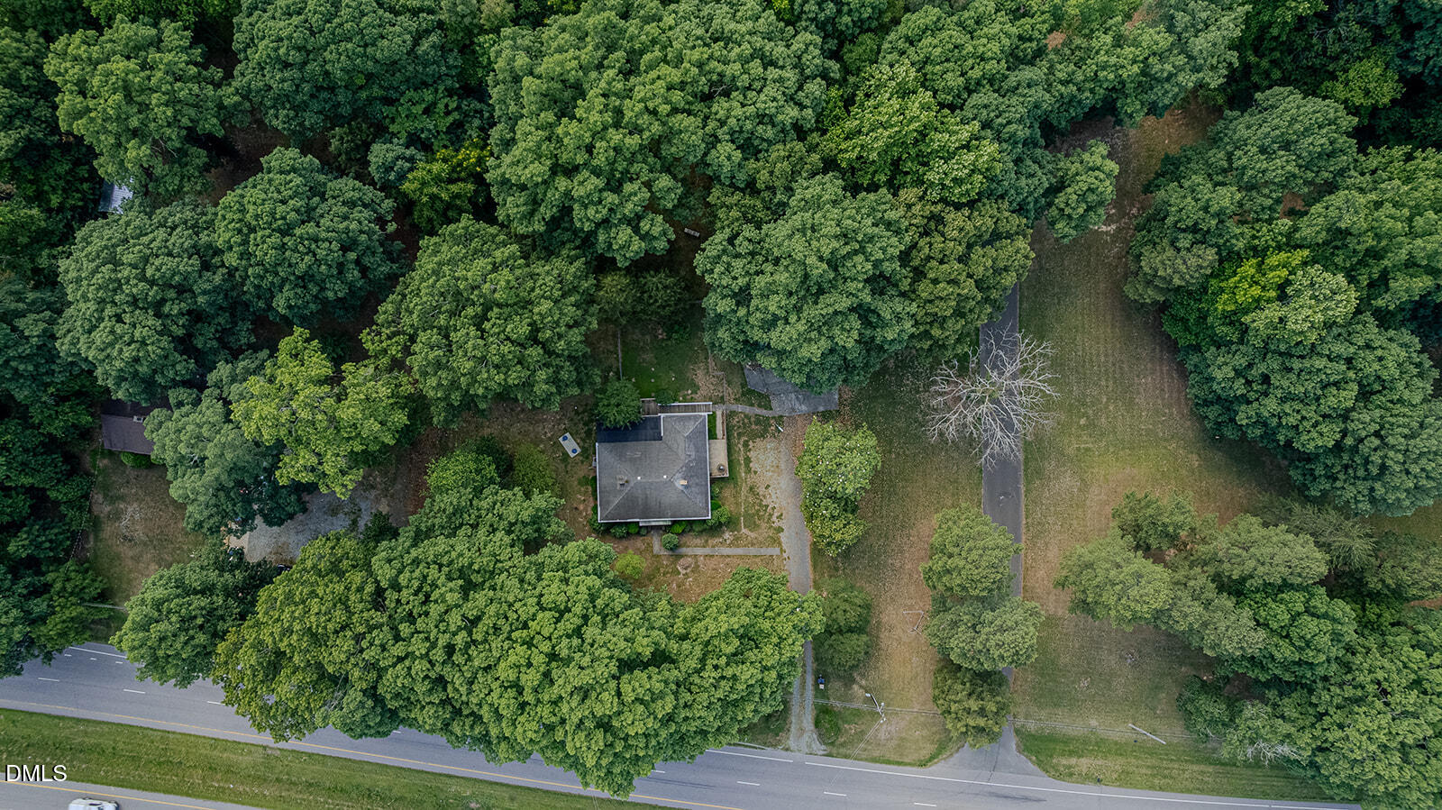 6119 N Roxboro Road Property Photo 43
