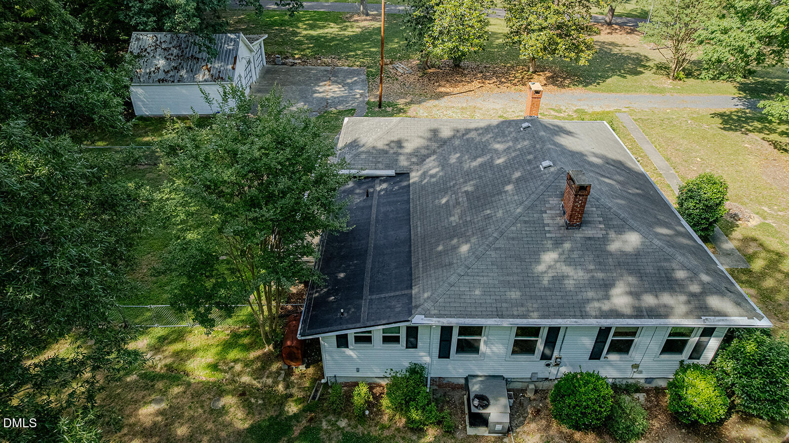 6119 N Roxboro Road Property Photo 49