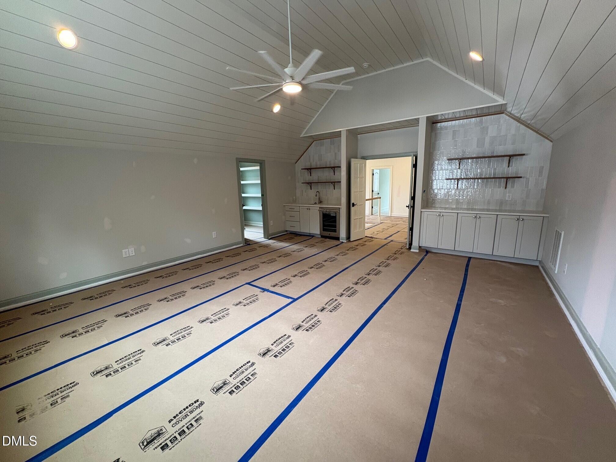 2104 Lowery Estates Property Photo 29