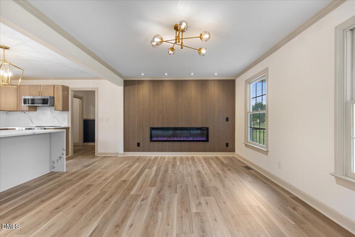 3700 Crooked Brook Trail Property Photo 5