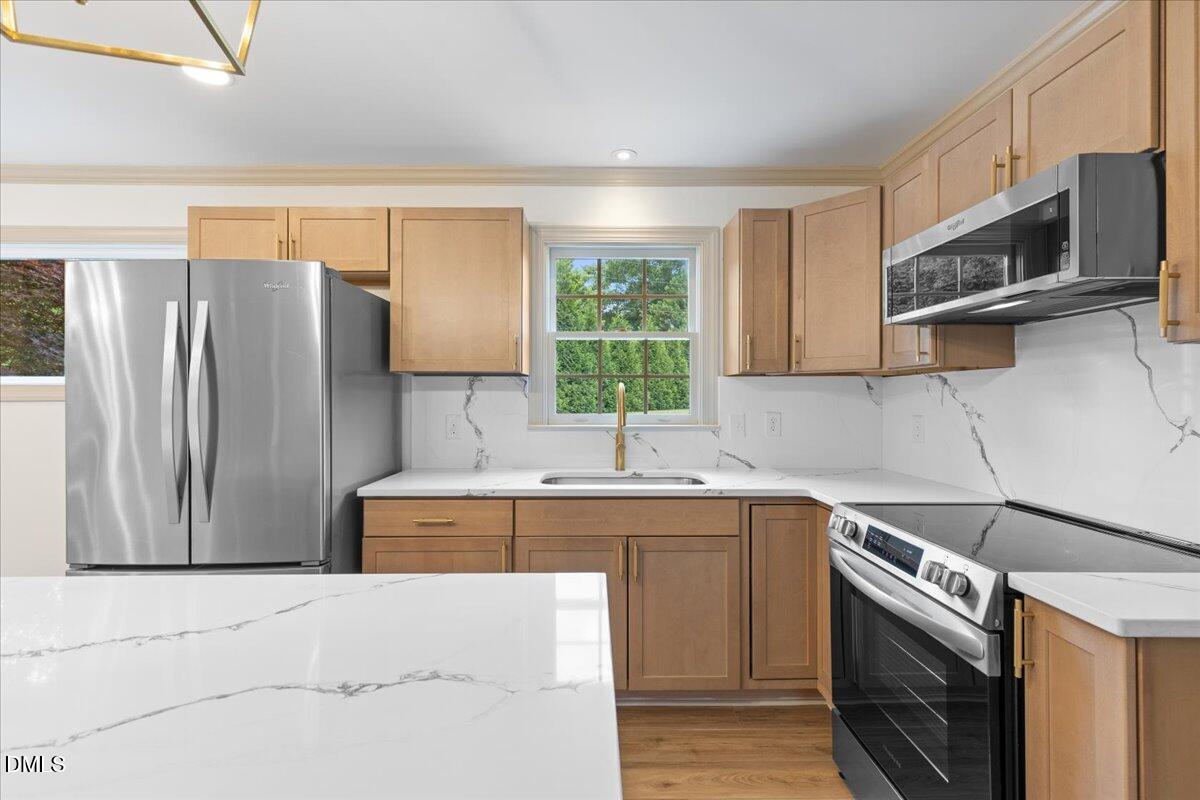 3700 Crooked Brook Trail Property Photo 12