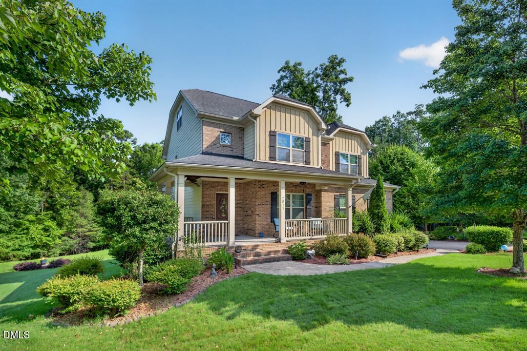 2811 Reynolda Circle Property Photo 1