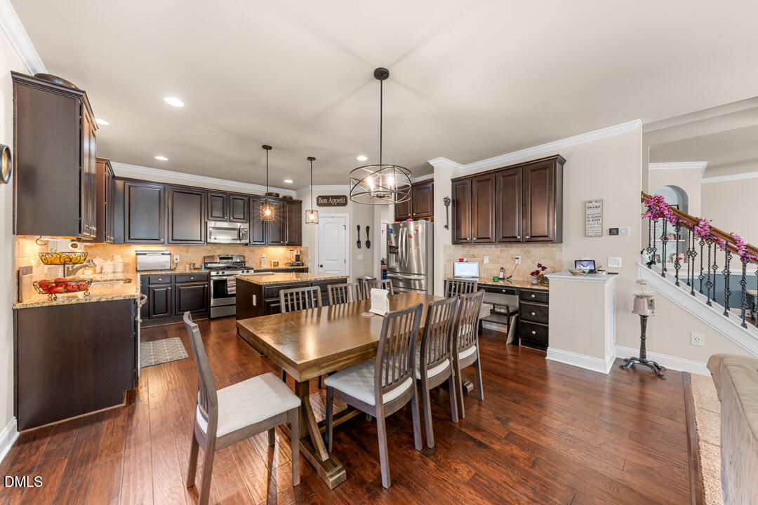 2811 Reynolda Circle Property Photo 9