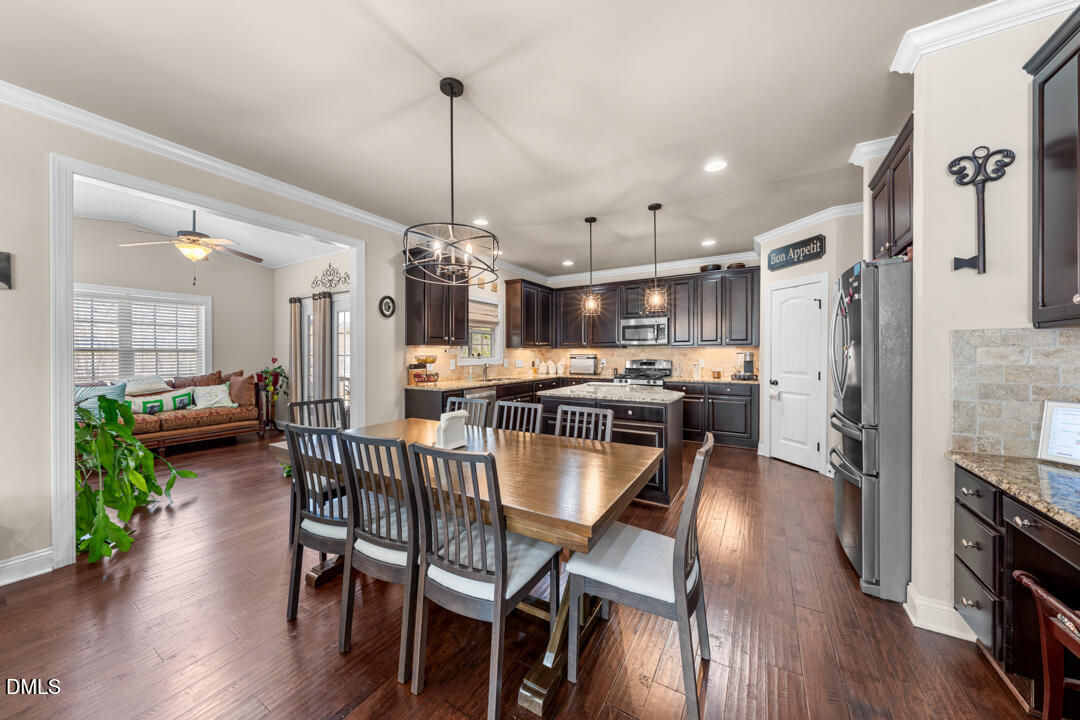 2811 Reynolda Circle Property Photo 10