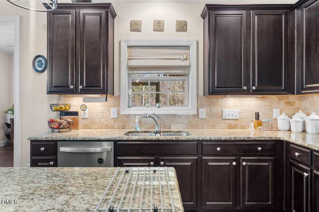 2811 Reynolda Circle Property Photo 12