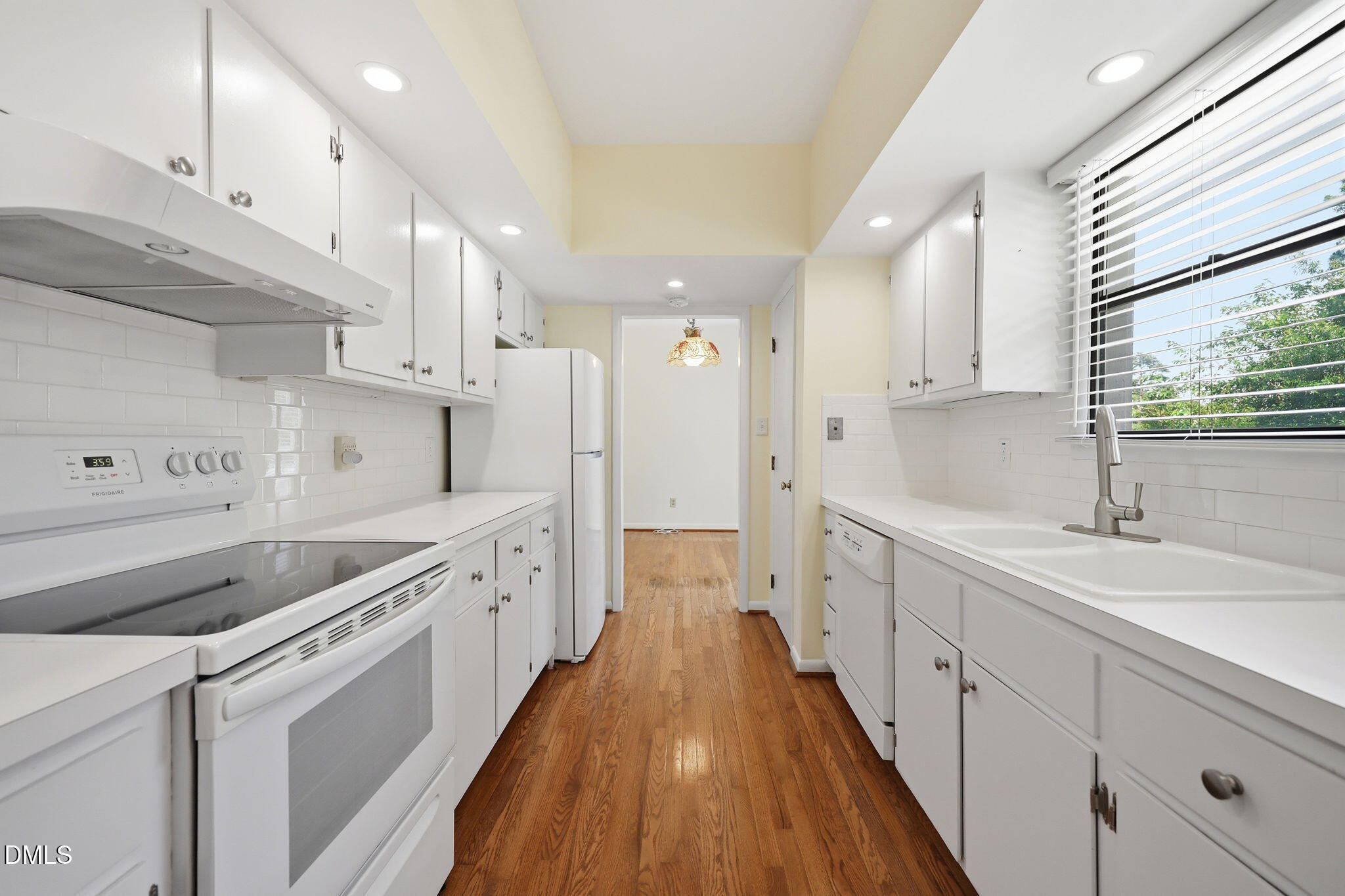 2717 Rue Sans Famille Property Photo 10