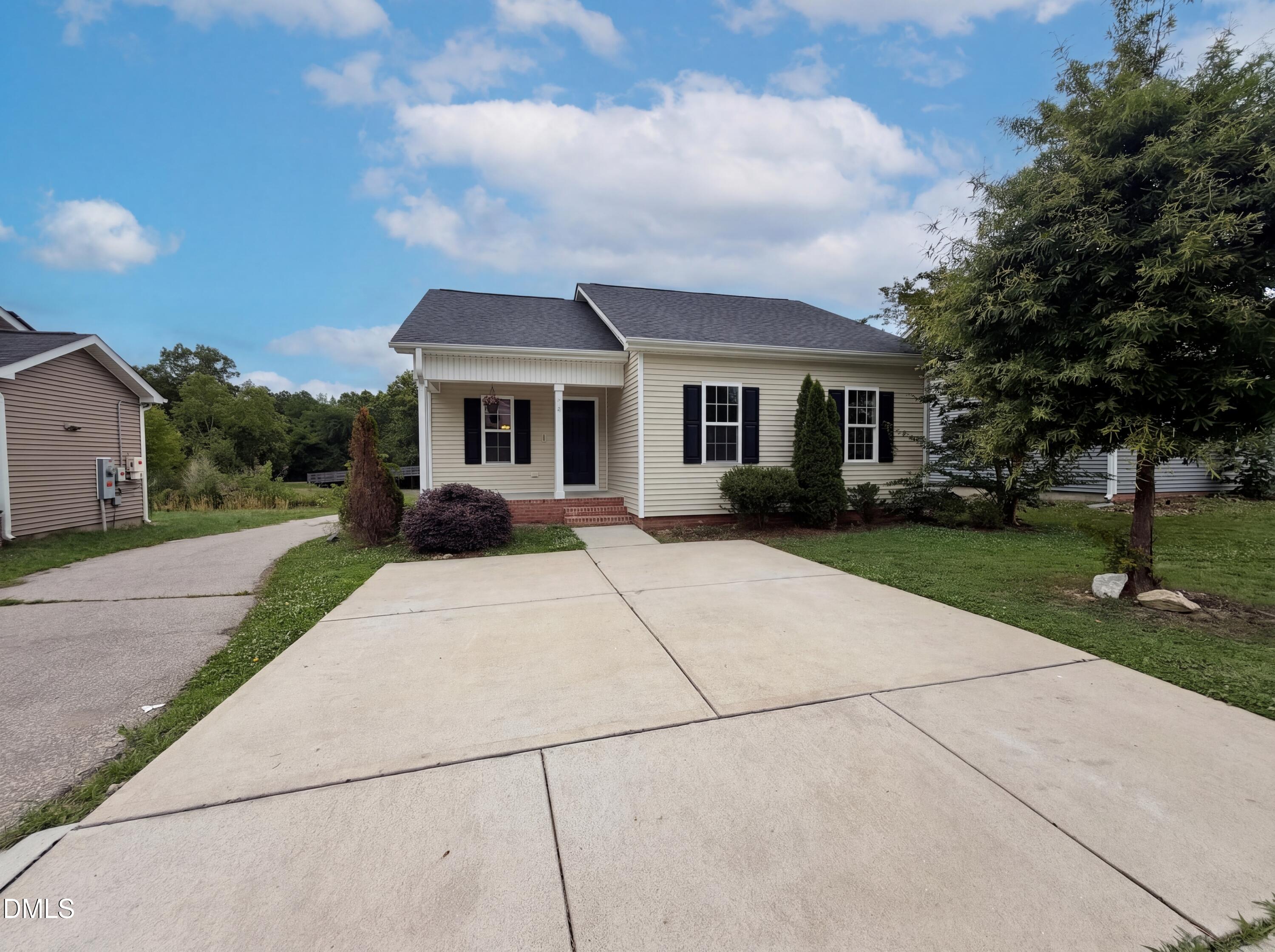 5532 Neuse View Drive Property Photo 1