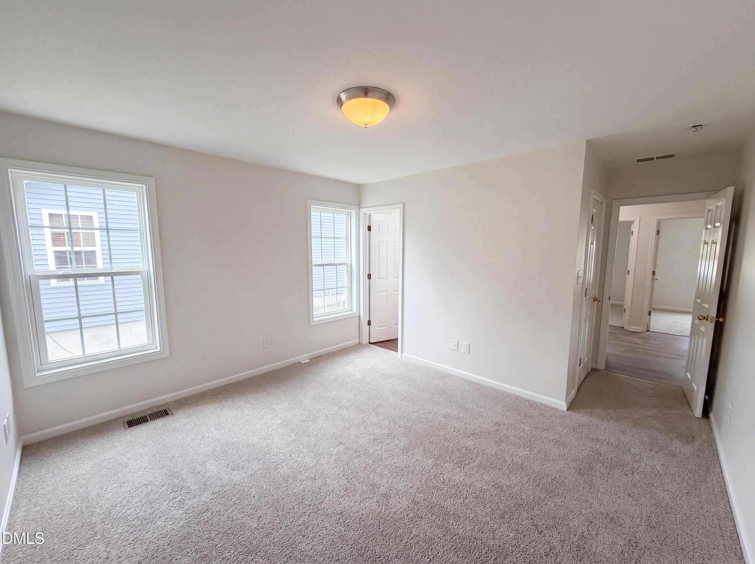 5532 Neuse View Drive Property Photo 10